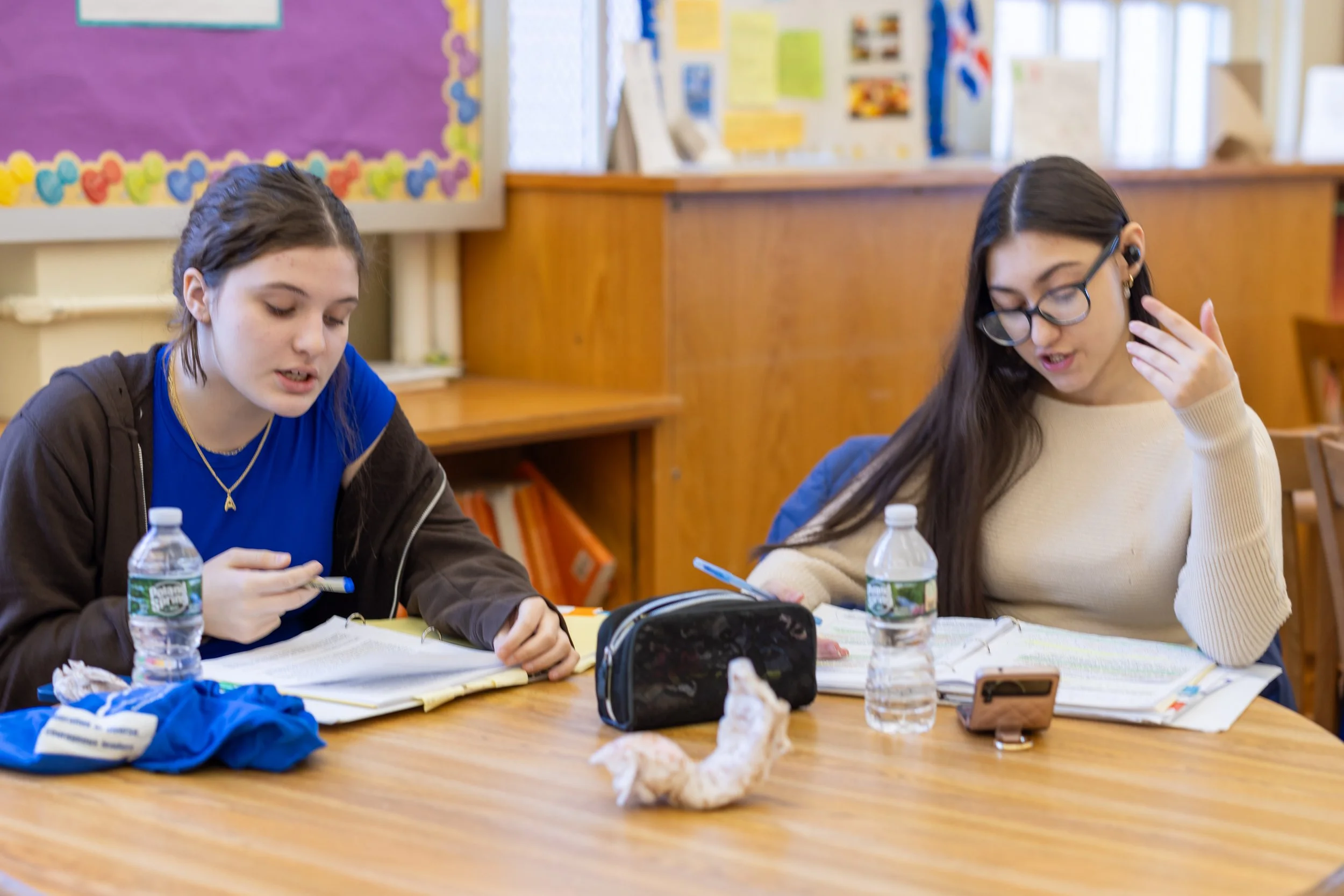 MS 50 students debating