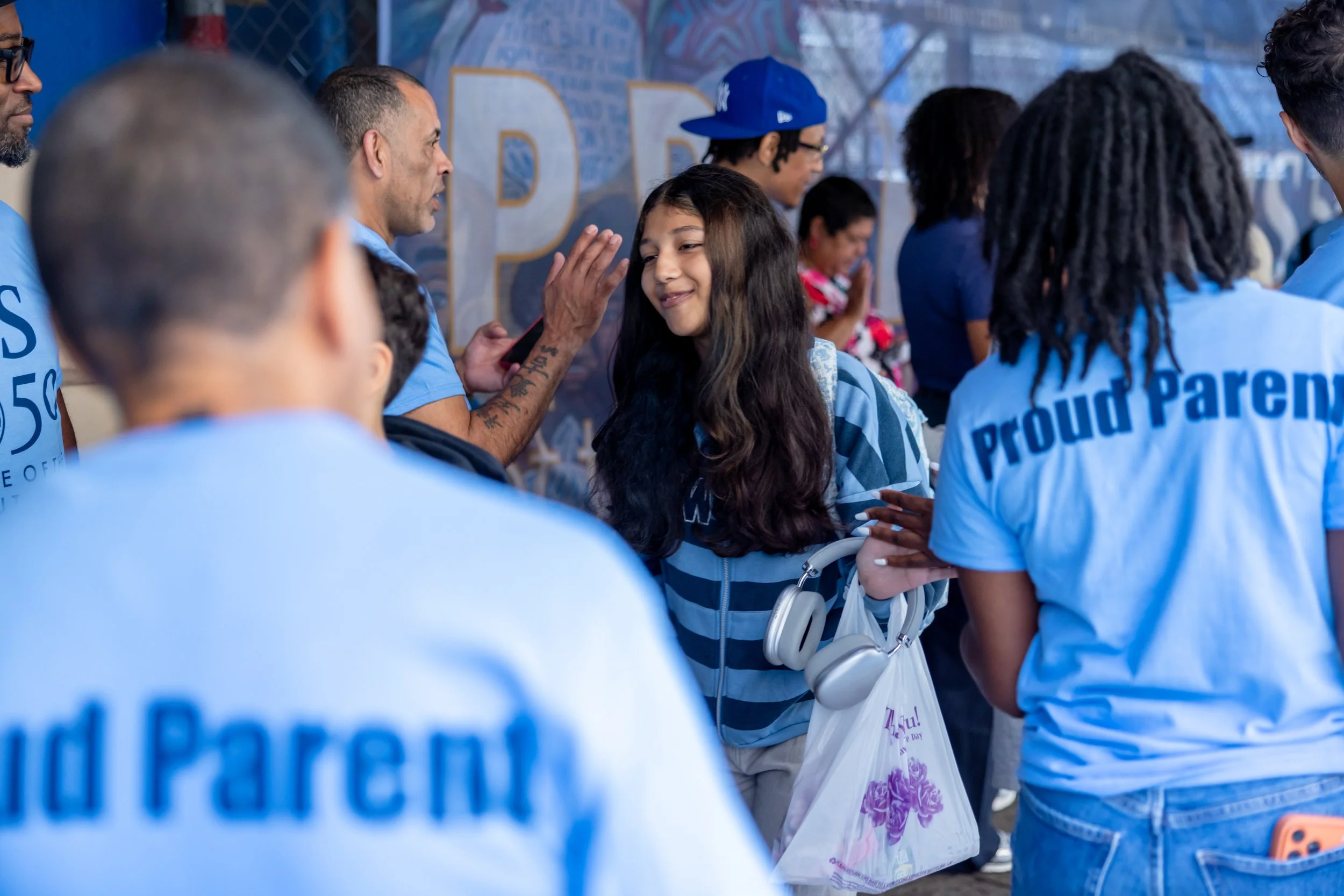 Students get high fives from parents