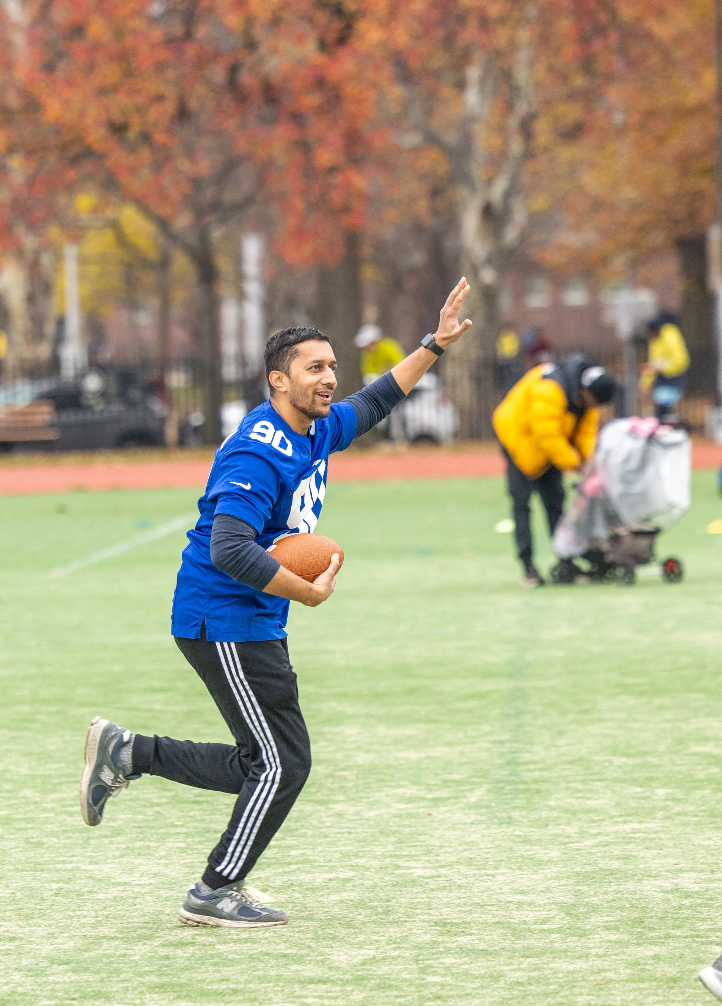 TurkeyBowl25-037.jpg
