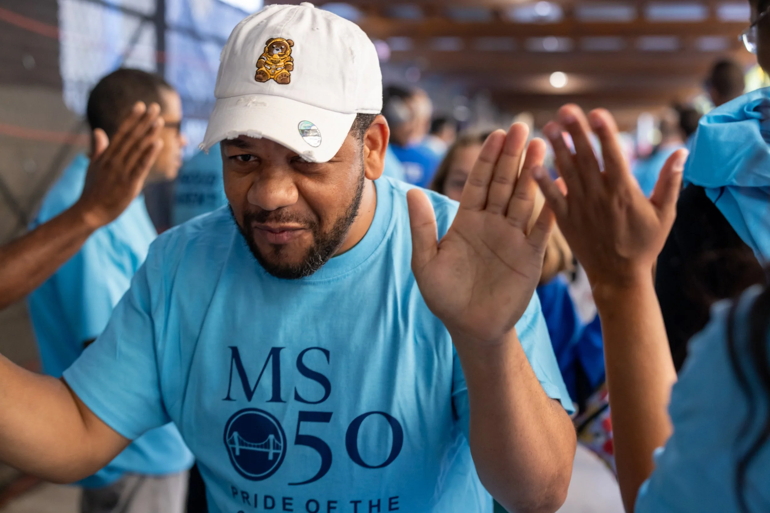 HighFive25-29.jpg