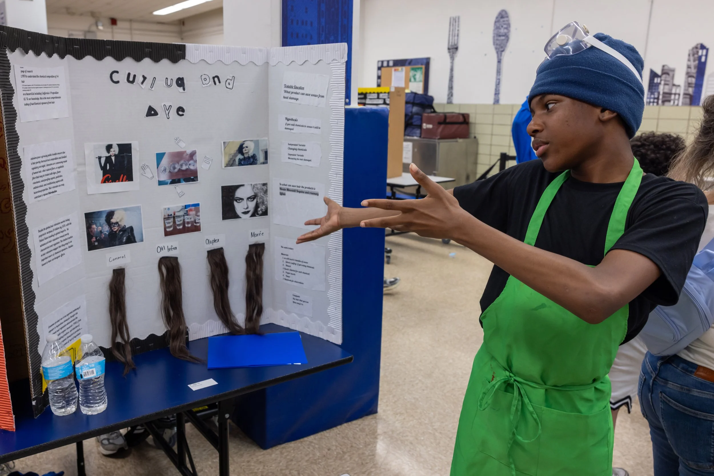 MS 50 students present their science projects