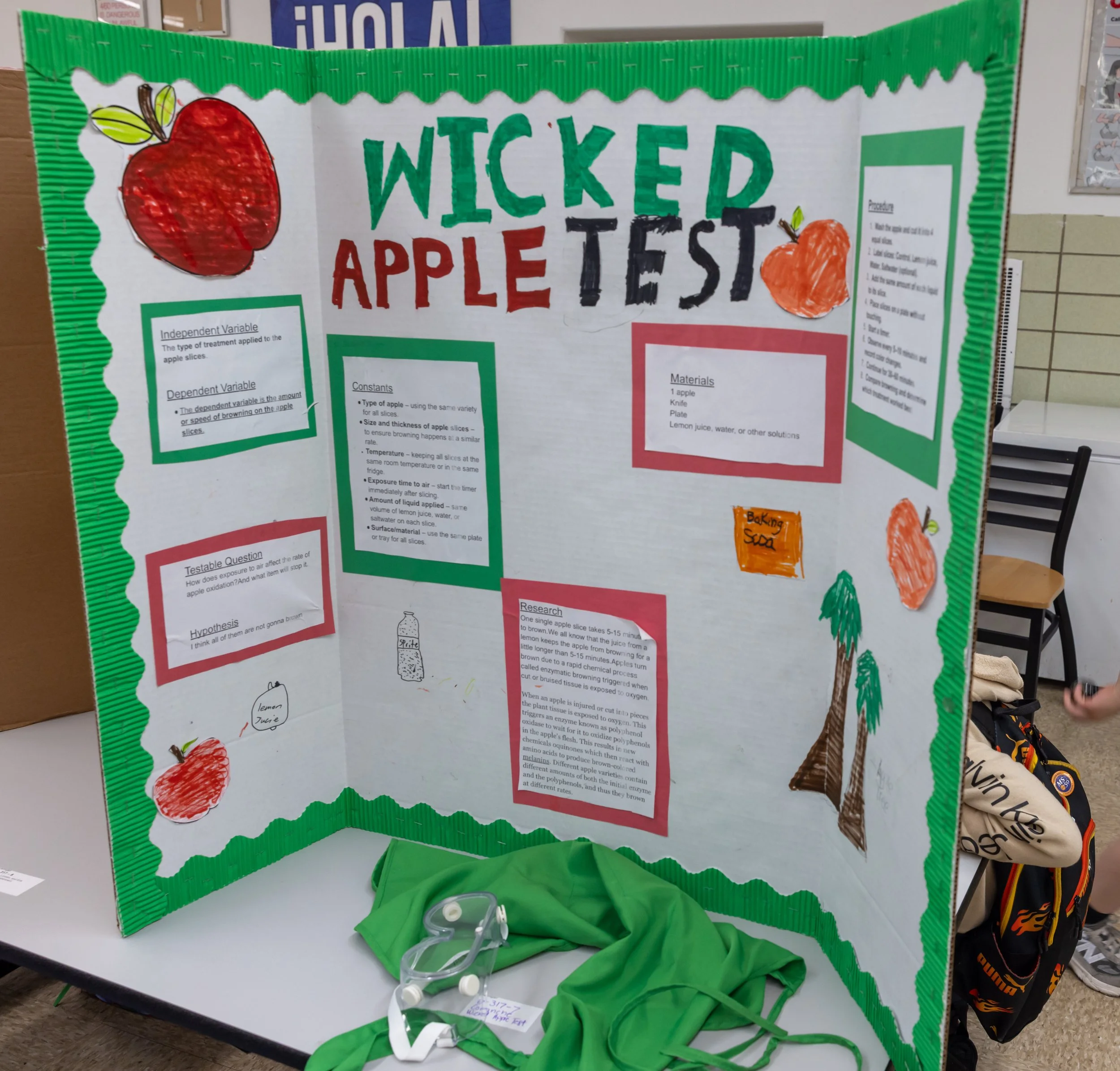 MS 50 students present their science projects