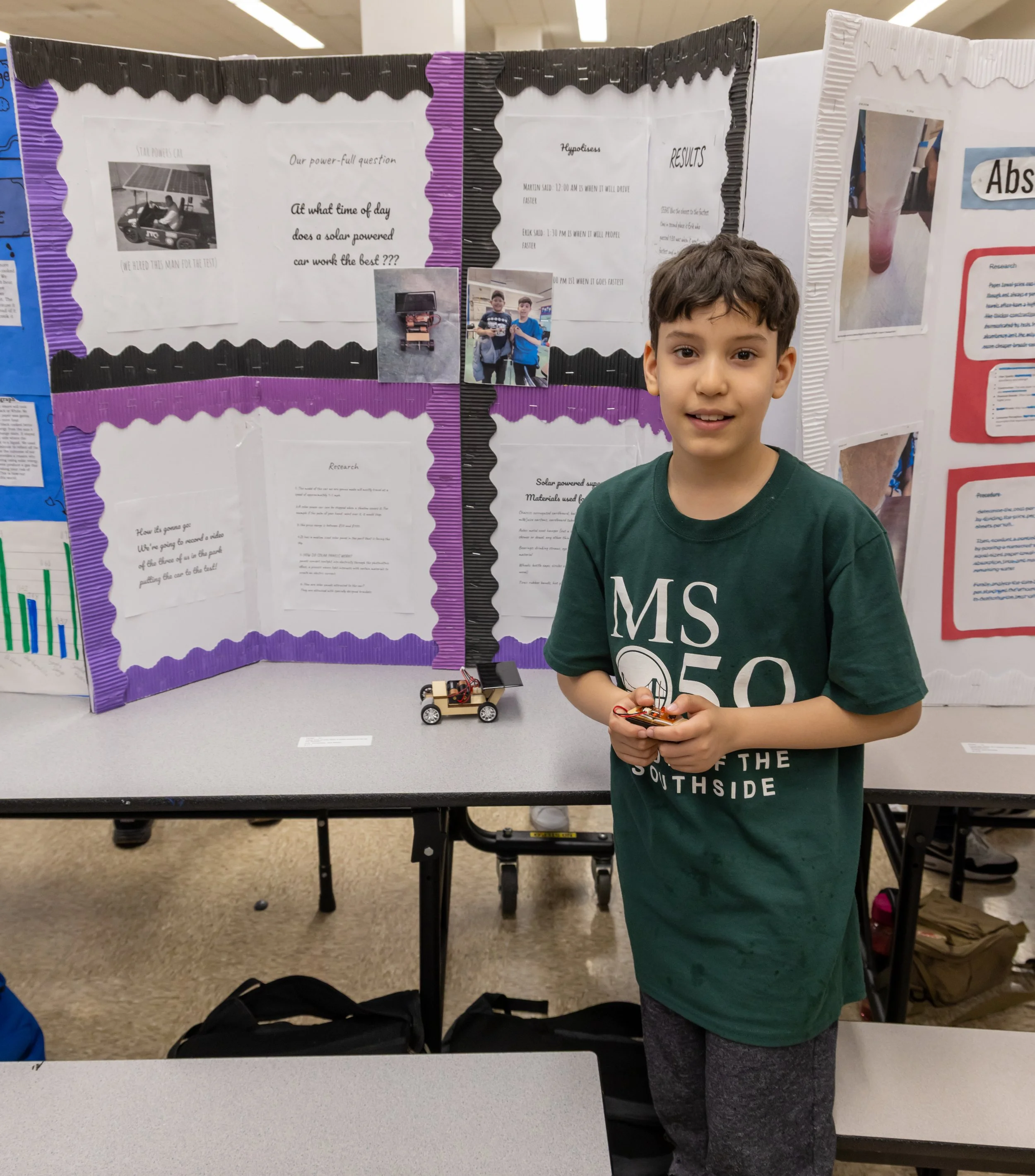 MS 50 students present their science projects