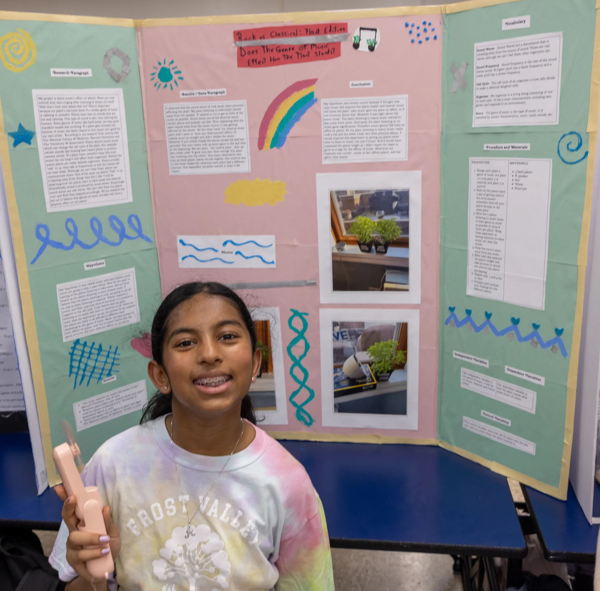 MS 50 students present their science projects