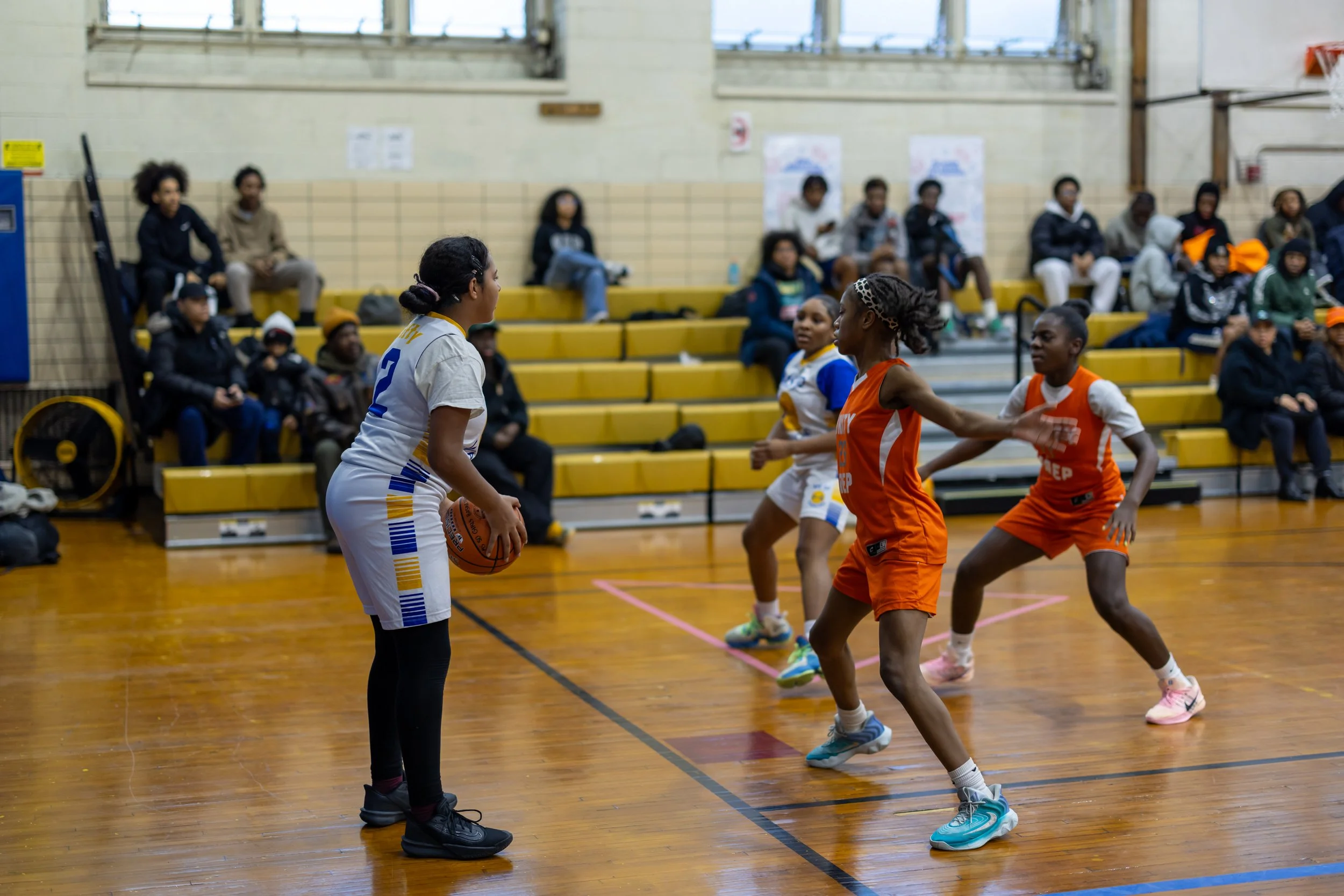 GirlsBball26-27.jpg