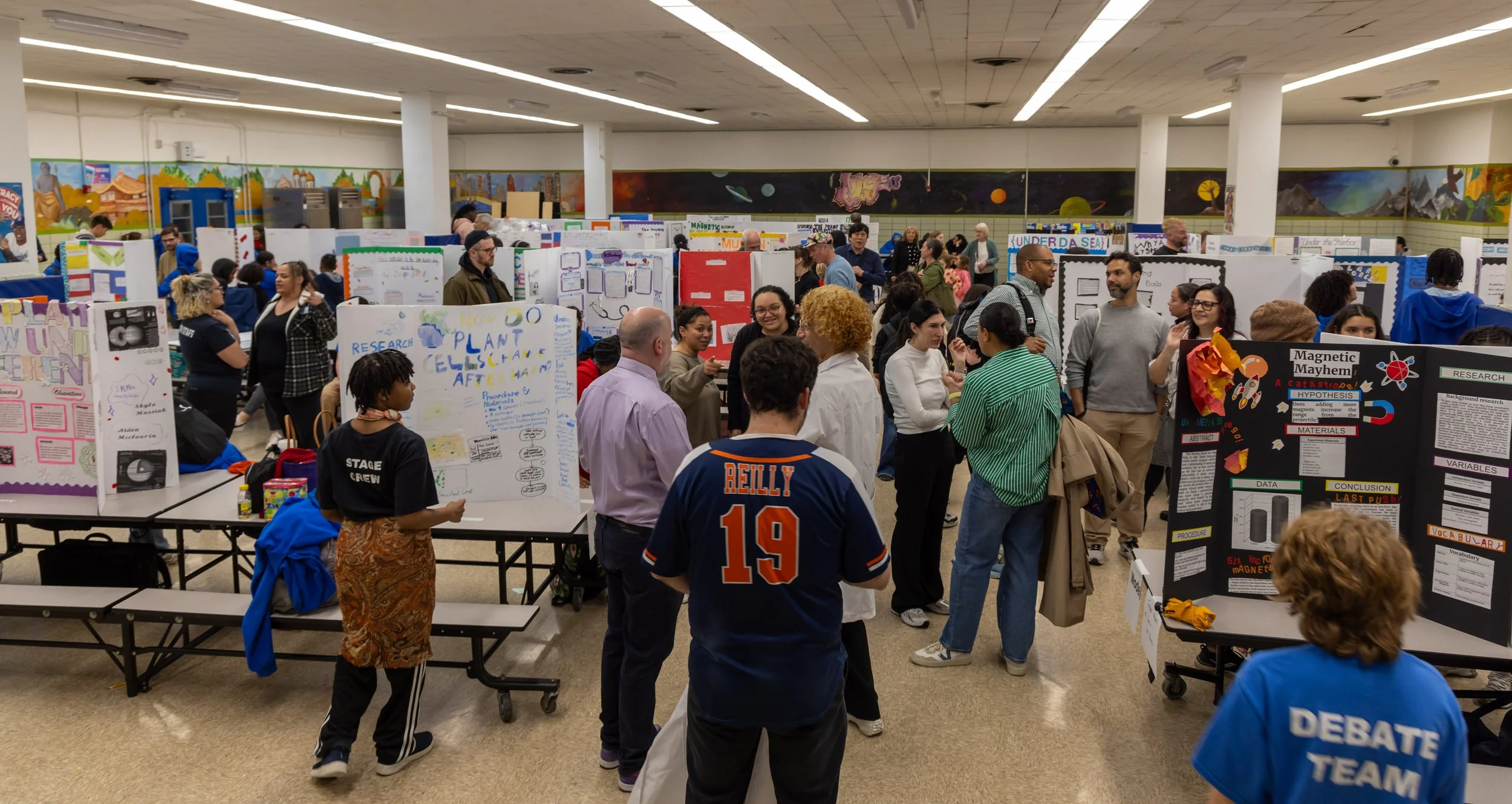 MS 50 students present their science projects