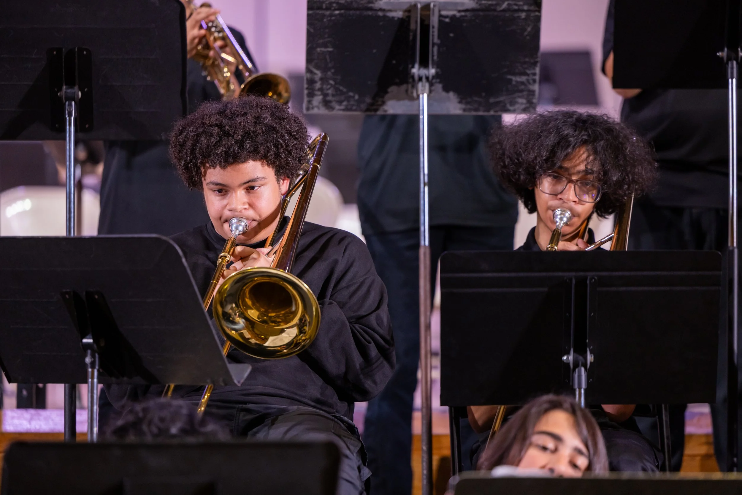 MS 50 Bands perform