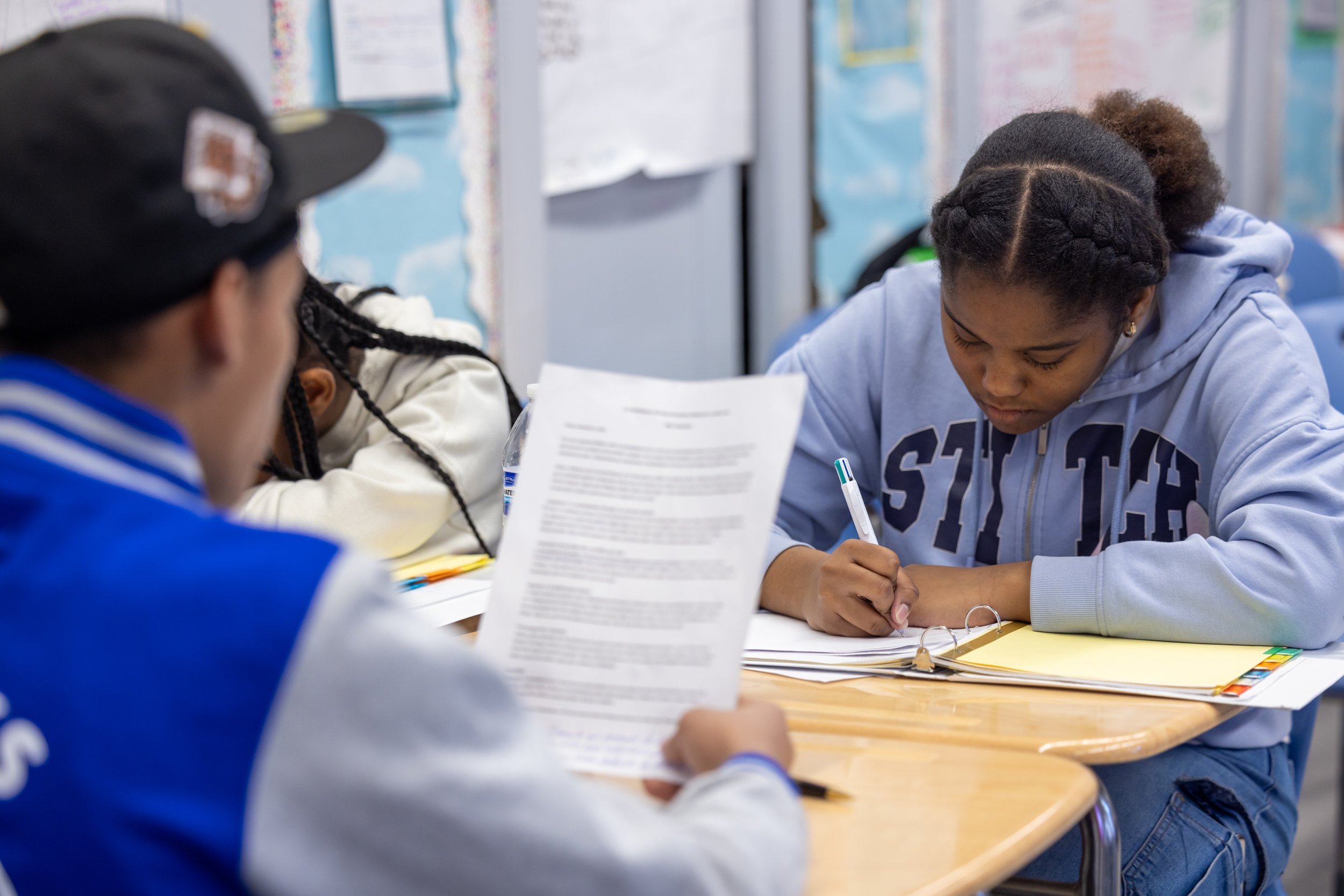 MS 50 students debating