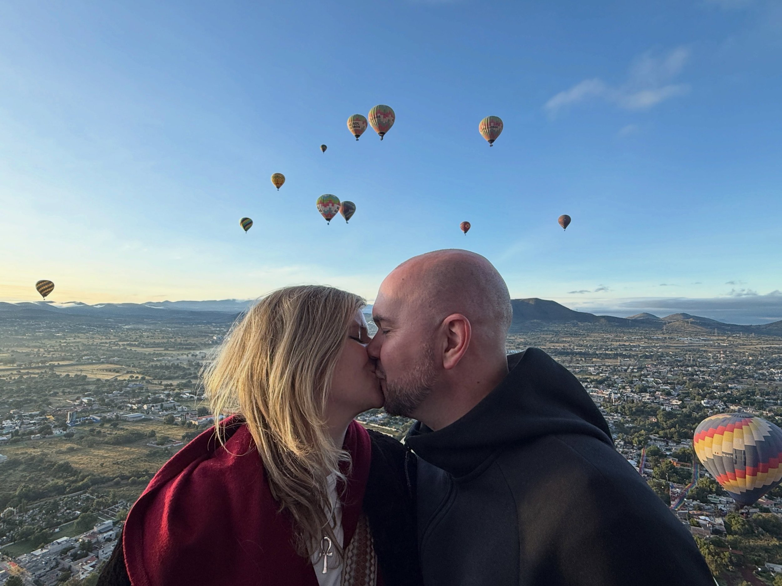&ldquo;When I am in true union with my Soul, my Beloved feels like a sacred home.&rdquo;

For years, this was the phrase I held close to my heart while calling him in.
 
I&rsquo;m so happy it was you, @RobertJamesComber. ❤️&zwj;🔥

 
#HotAirBalloon #