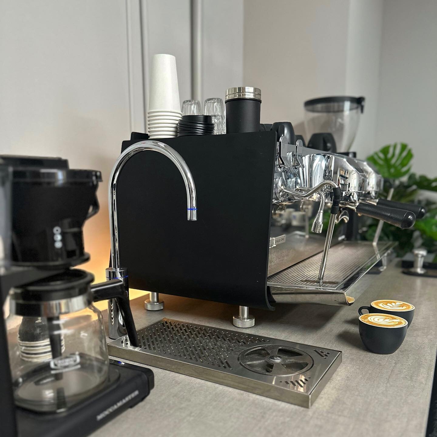 Visit us at our new location 5/43 Township Drive, Burleigh Heads. 

We have coffee flowing, music playing &amp; equipment on display in our showroom if you are looking for an upgrade, or in need of a pre loved grinder as a back up for your cafe ☕️ 
&