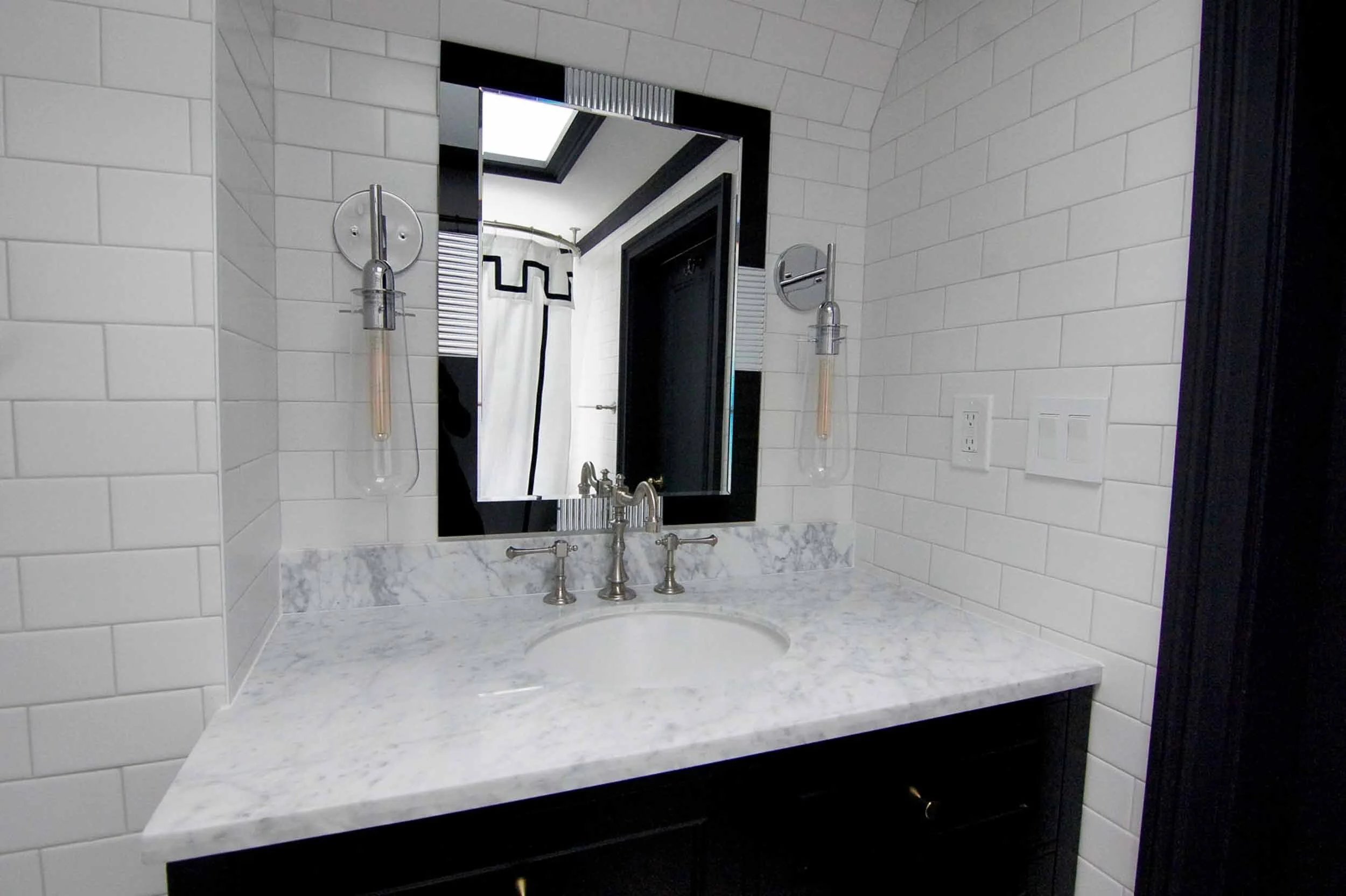 Colorful Maximalist Luxury  interior Design -03.jpg