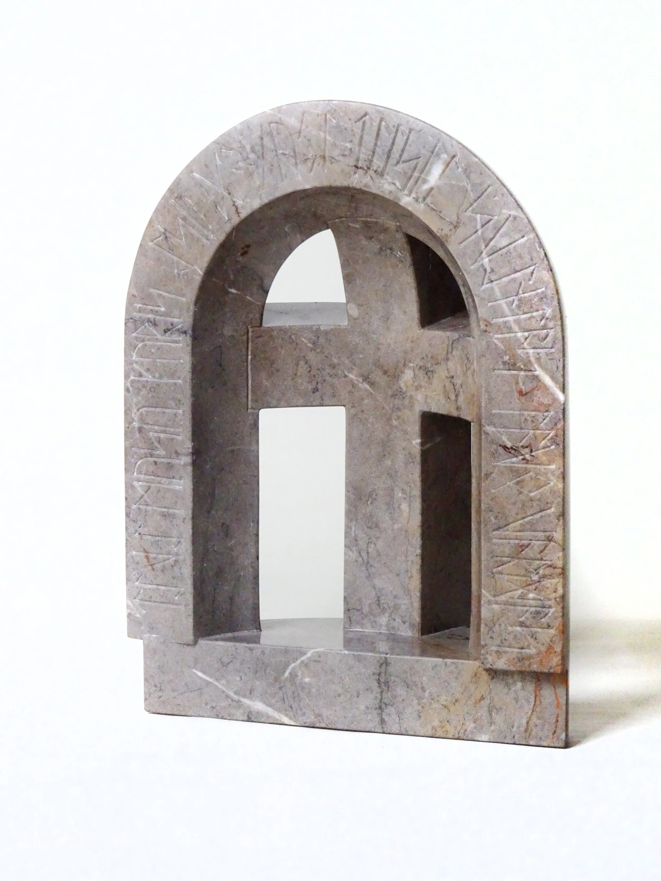 Faustas Sadauskas
"Apse"
40 x 30 x 13 cm
Marble (Buchan, VIC)
$3,000