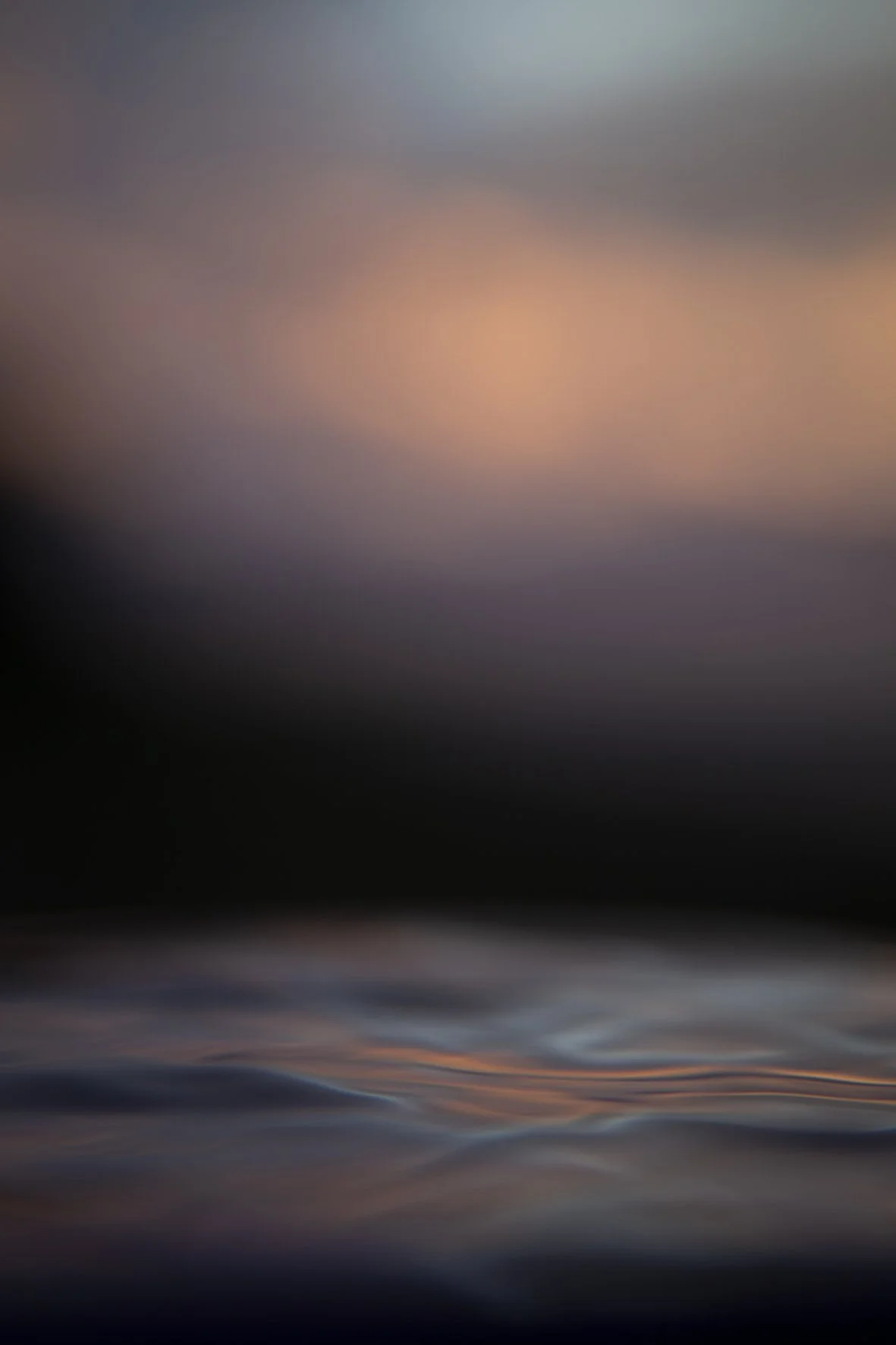 7.28 pm, 14 October 2024
Archival Pigment print on metal - Framed
111 x 74cm Edition of 5
$3,200