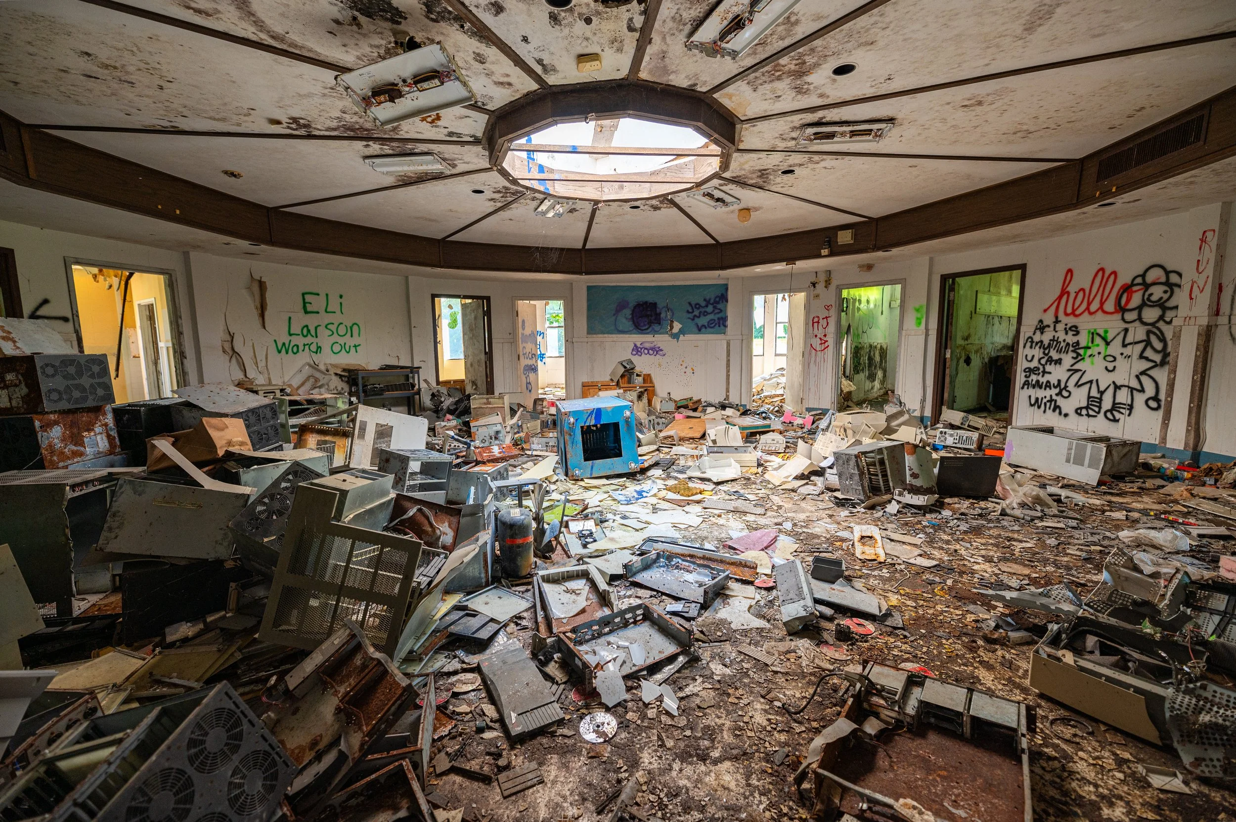 ScamShot (751)-HDR-2.jpg