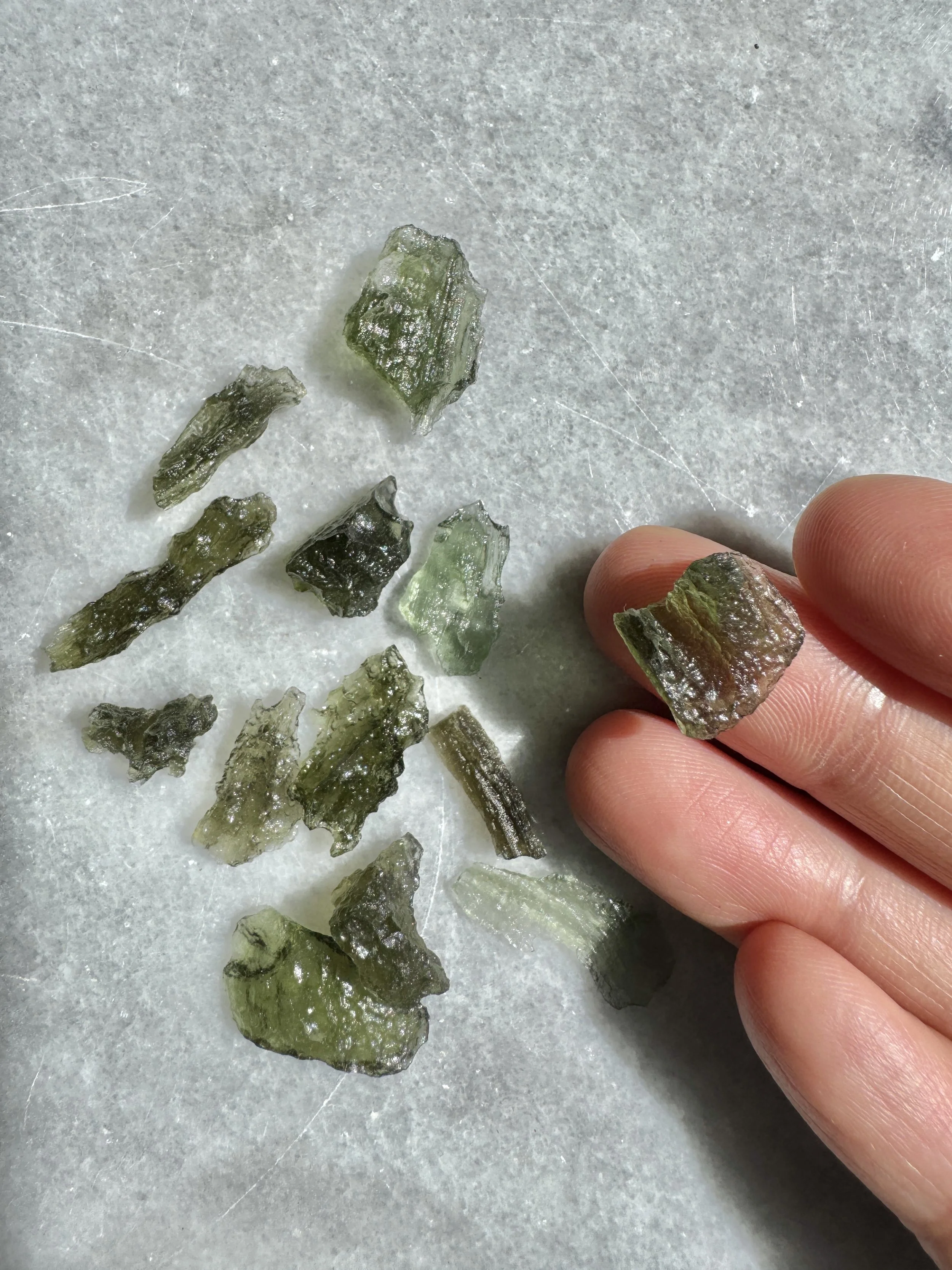 moldavite_minus1gram_3.jpg