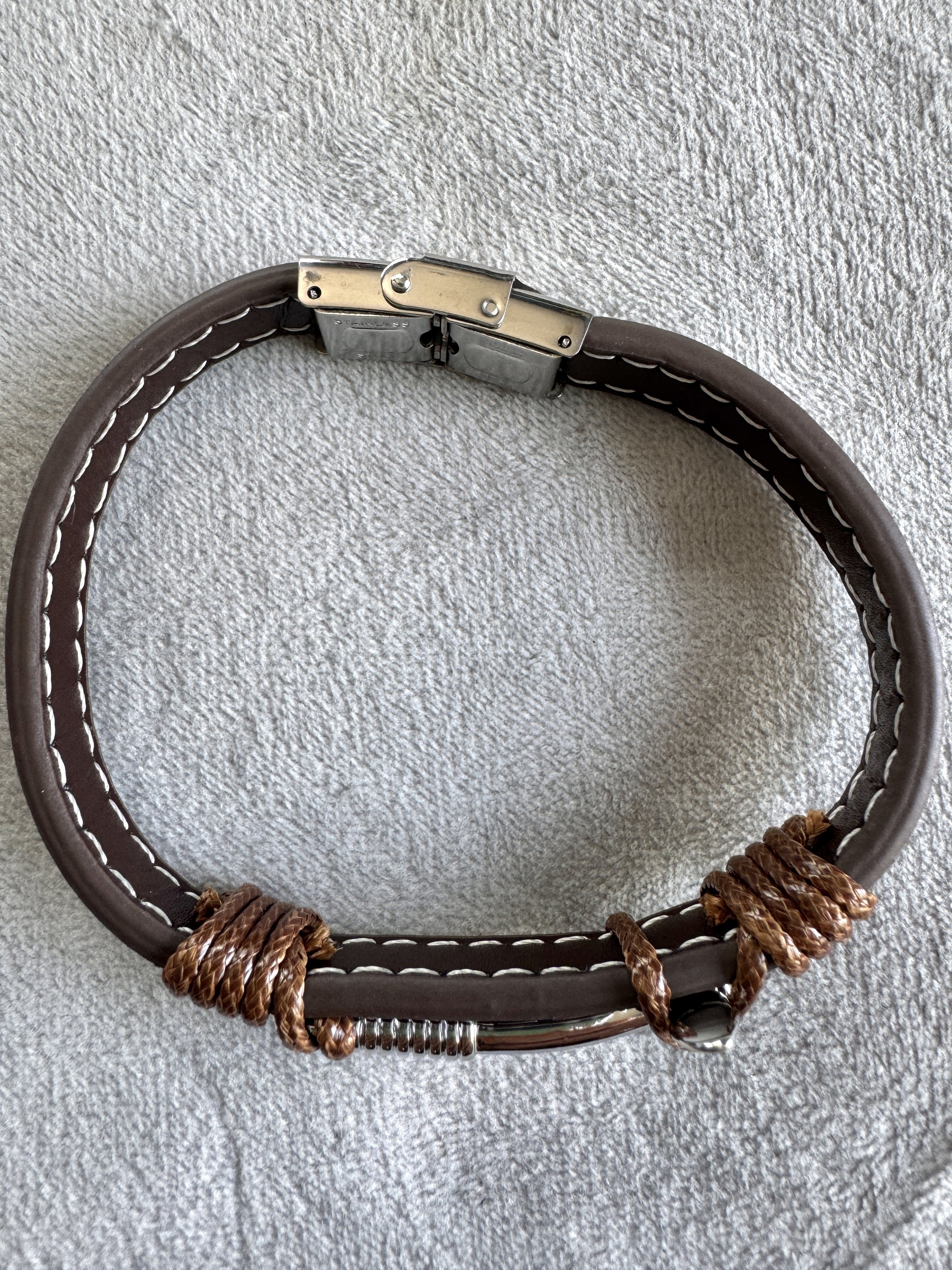 bracelet_leatherax3.jpeg