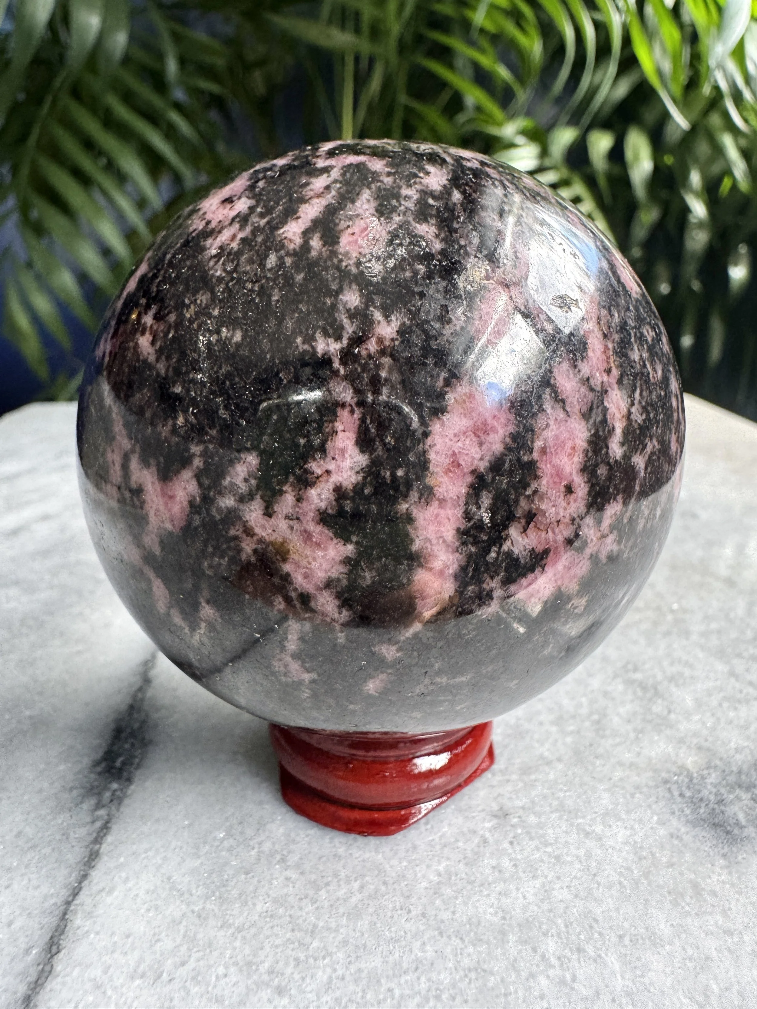 rhodo_sphere.jpg