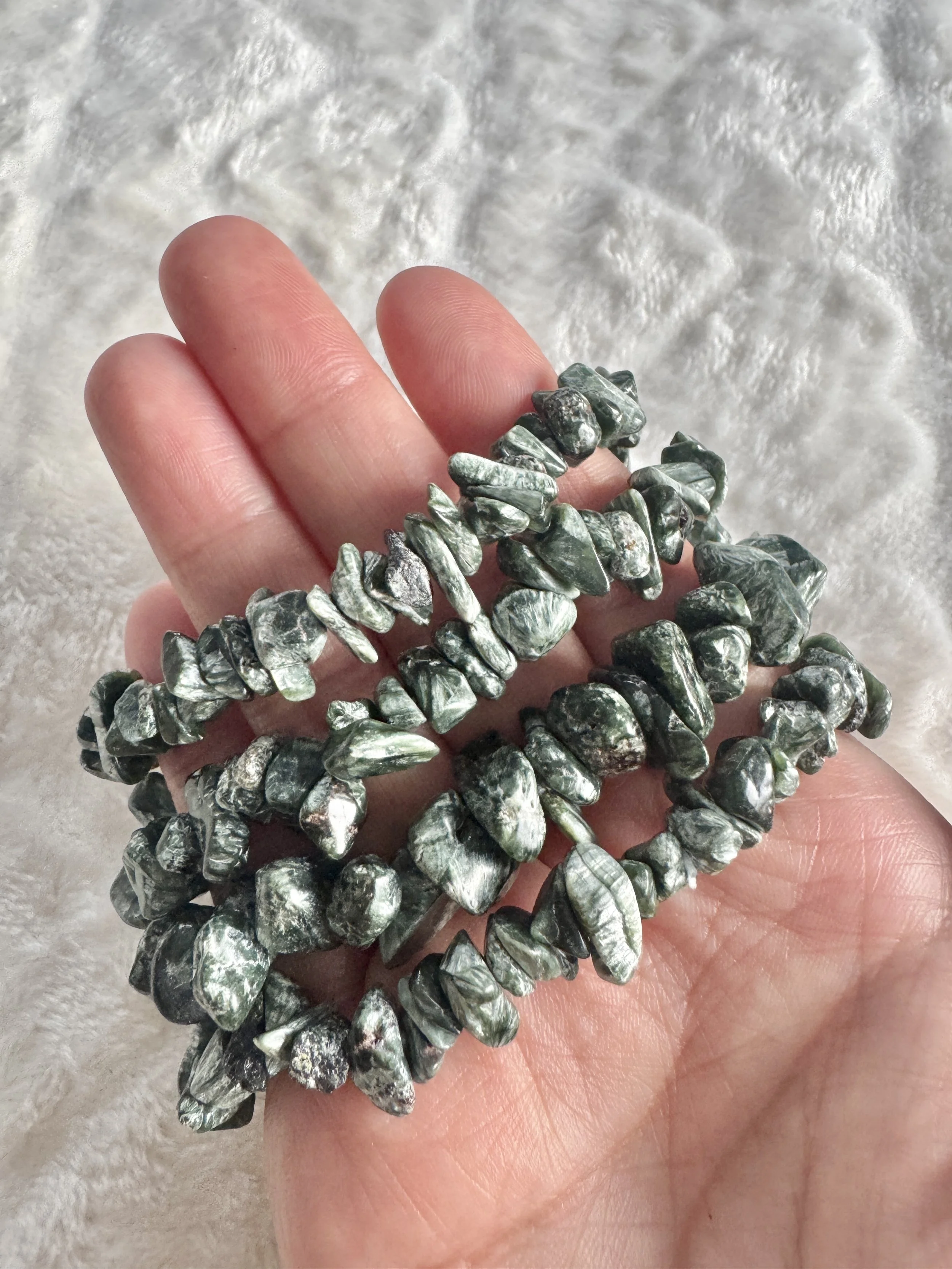 Seraphinite Chip Stretch Bracelet