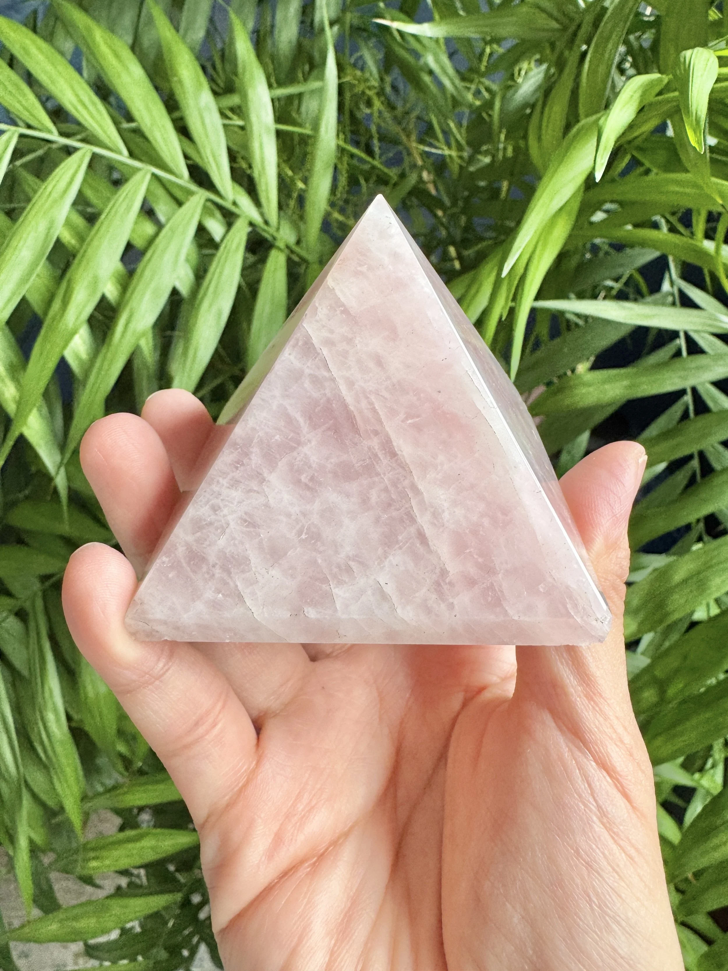rosequartz_pyramid3.jpg