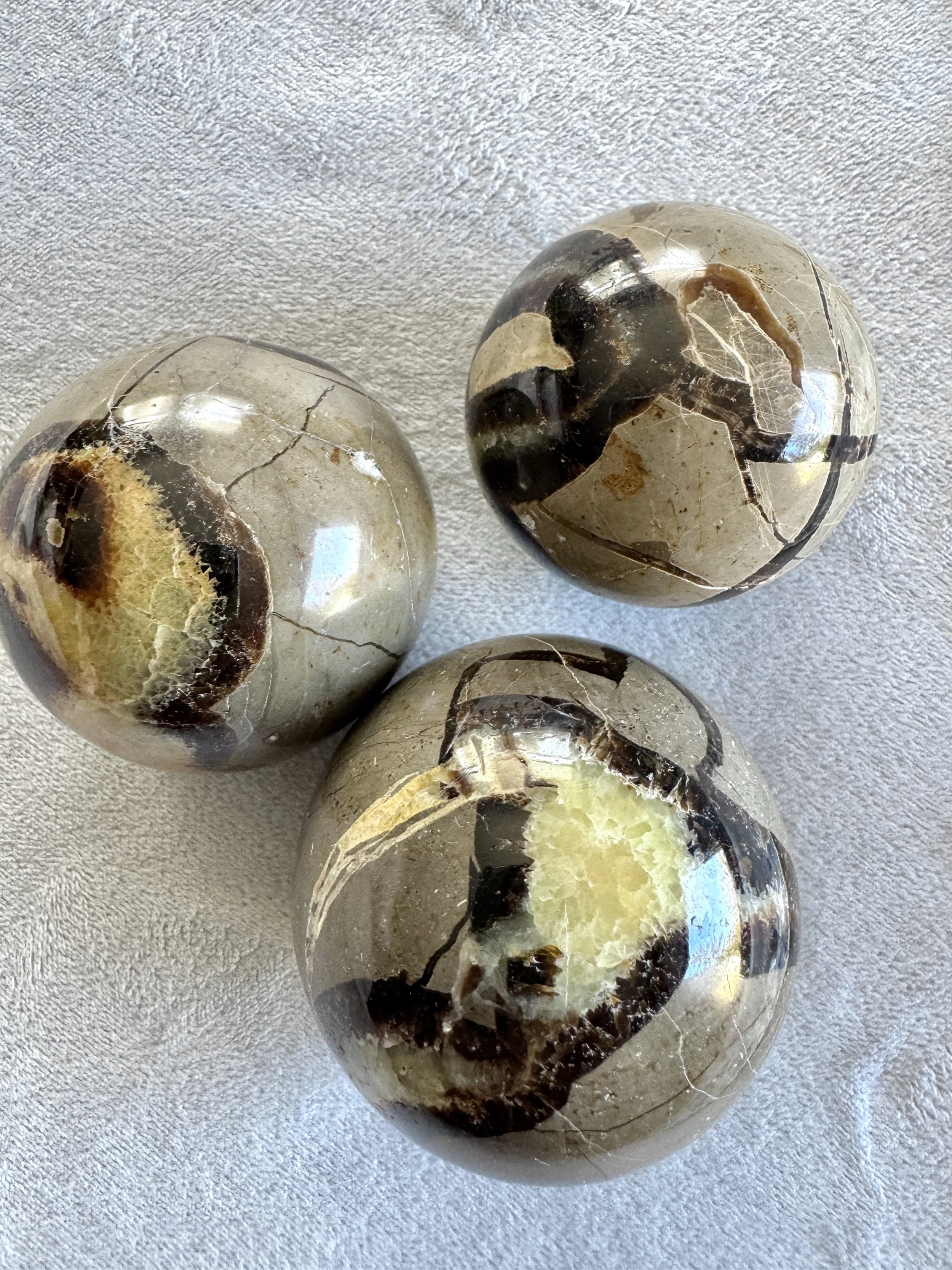 sphere_septarian4.jpg
