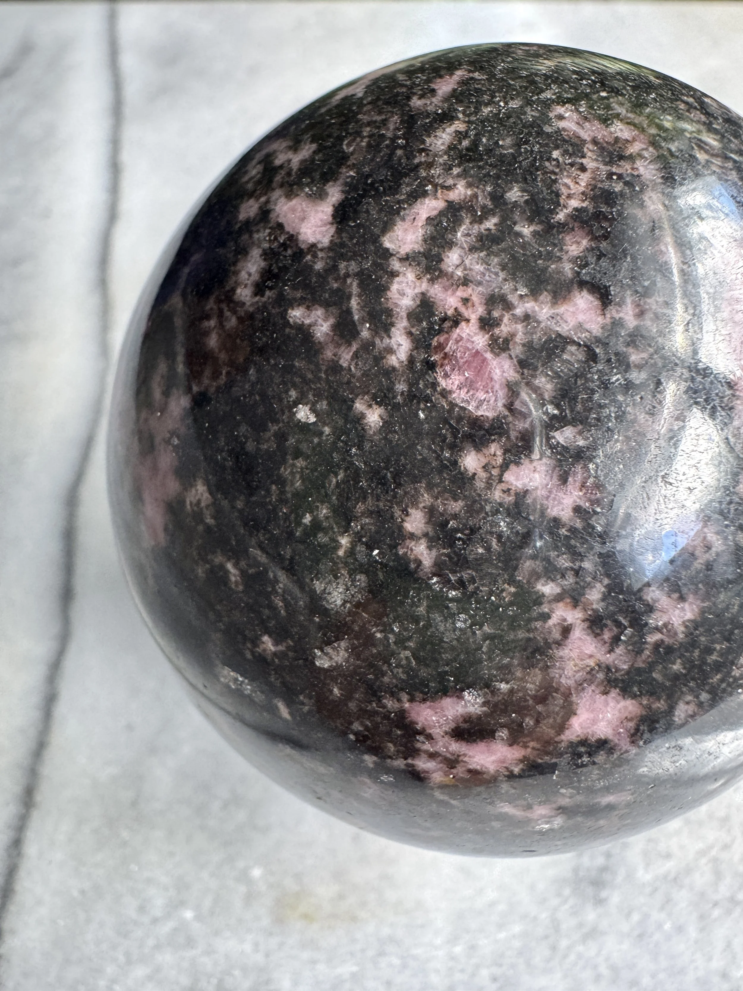 rhodo_sphere3.jpg