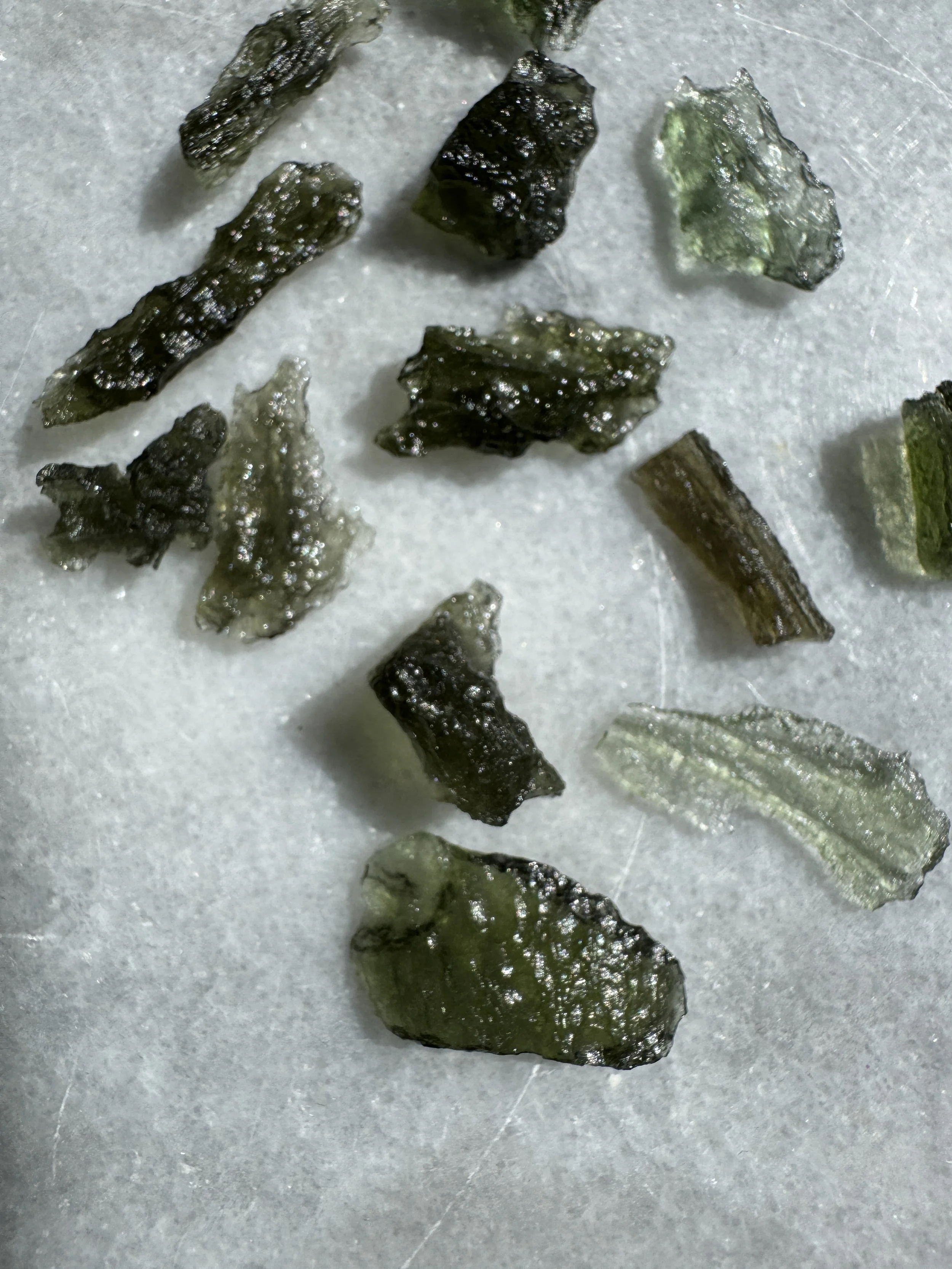moldavite_minus1gram_2.JPG