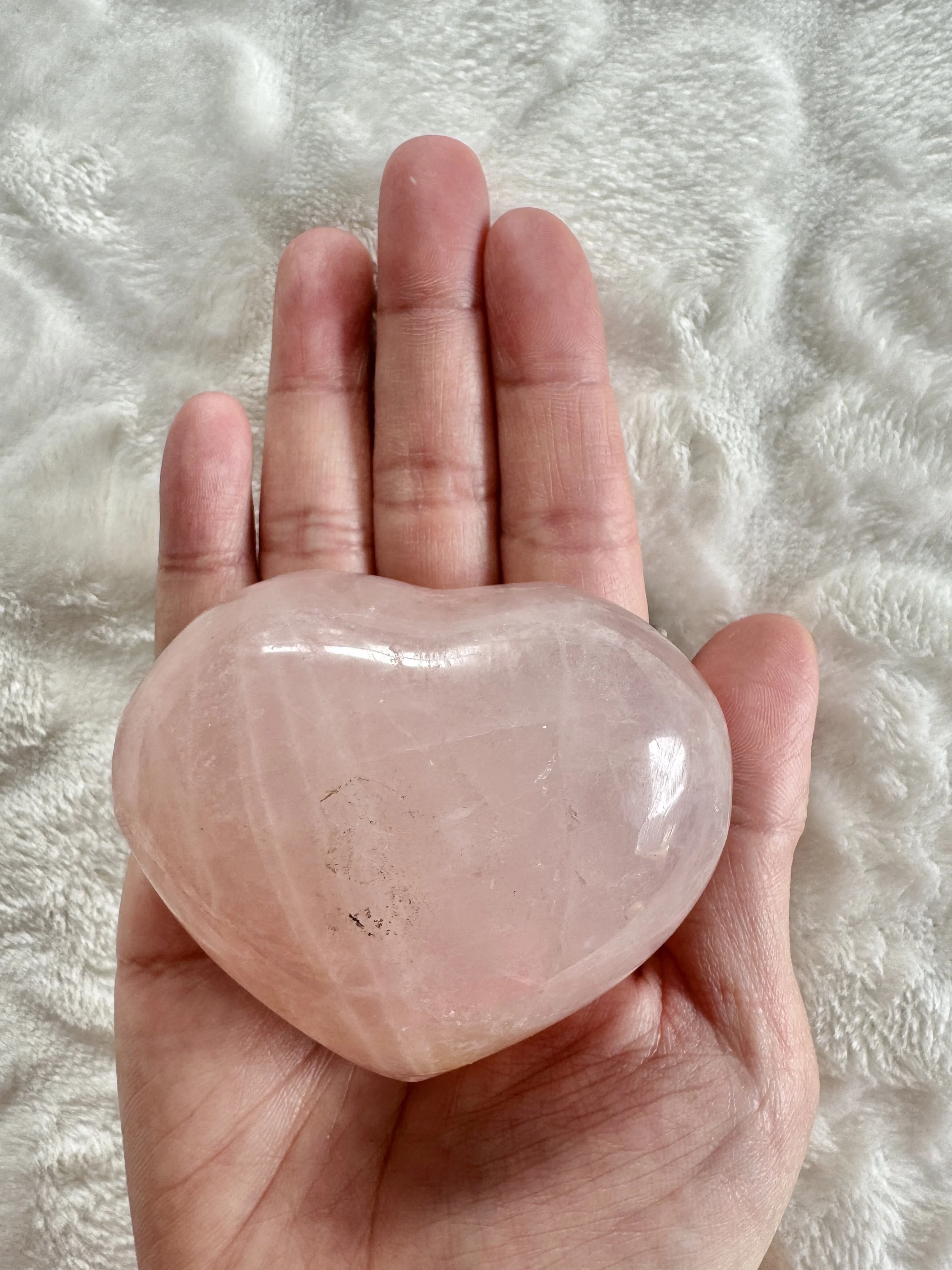 roseqtz_heart.jpg