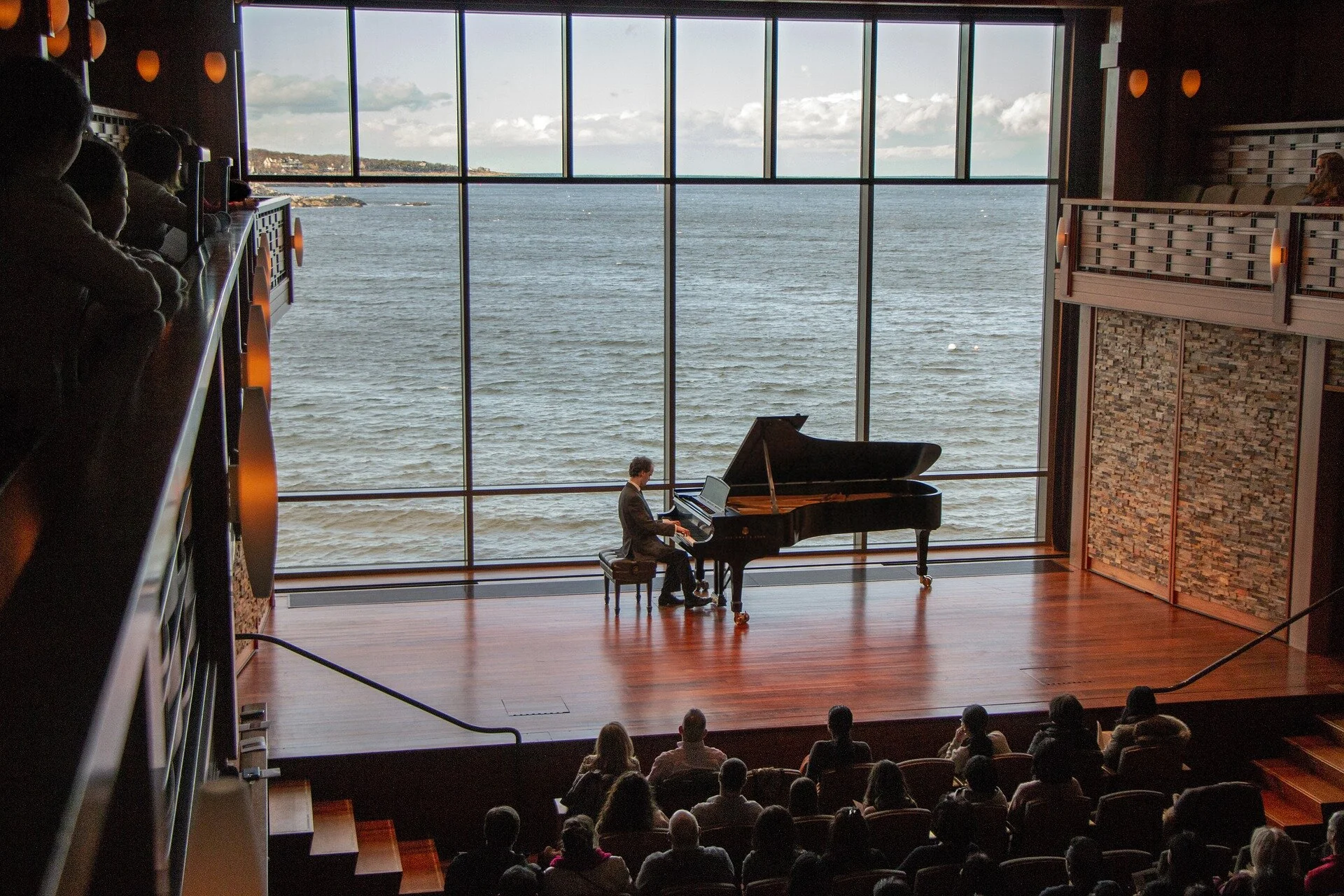 pianolaketheater.jpg