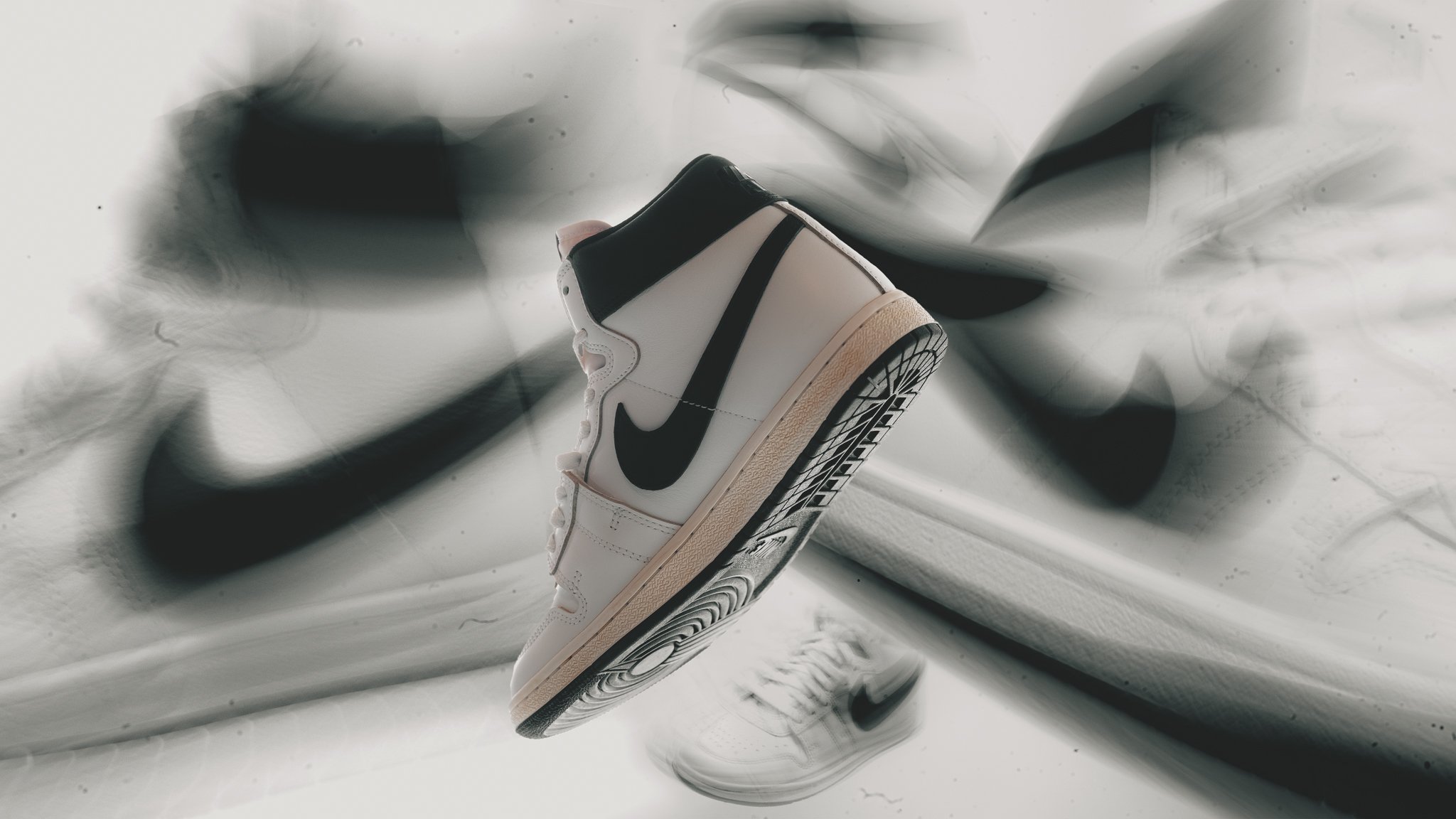 SNEAKER1.jpg