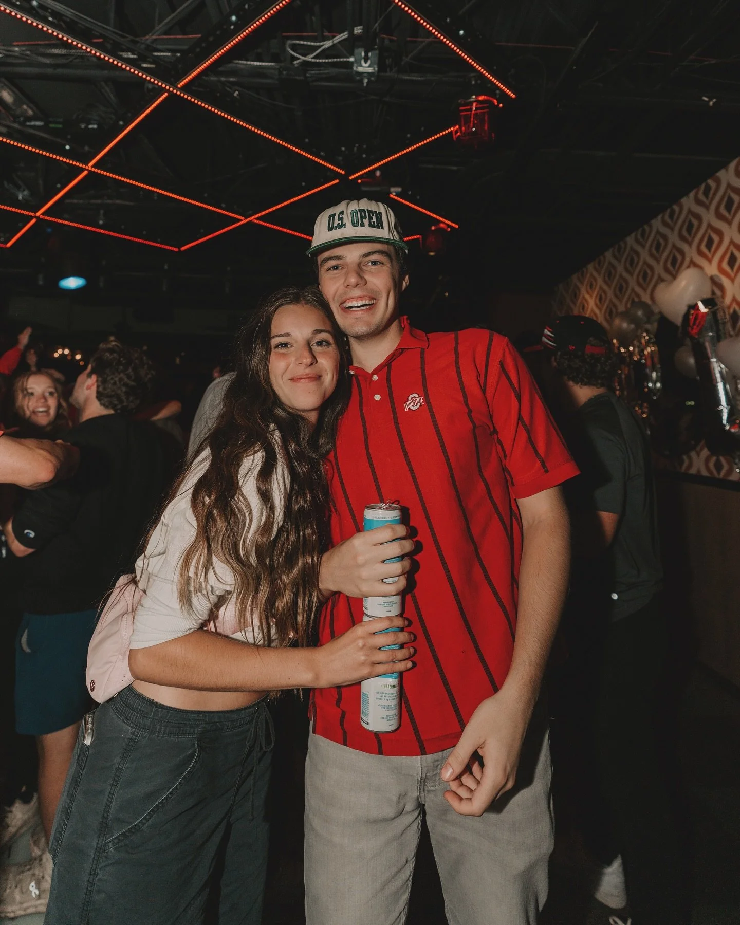 OH!🌰🏈 

it&rsquo;s a HUGE saturday for the buckeyes! 

join us 11a-2a for great food, groovy cocktails, and dancin&rsquo; into the late night. WE&rsquo;VE GOT GAMDEDAY SPECIALS RUNNING ALL DAY LONG🥂🍾

osu v oregon 7:30p (game audio on), music ton