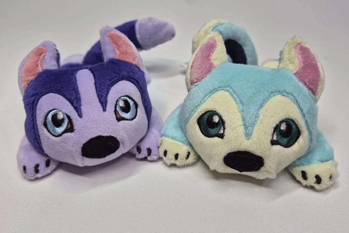 Husky Kuttari and Shiba Inu Kuttari 1.jpg