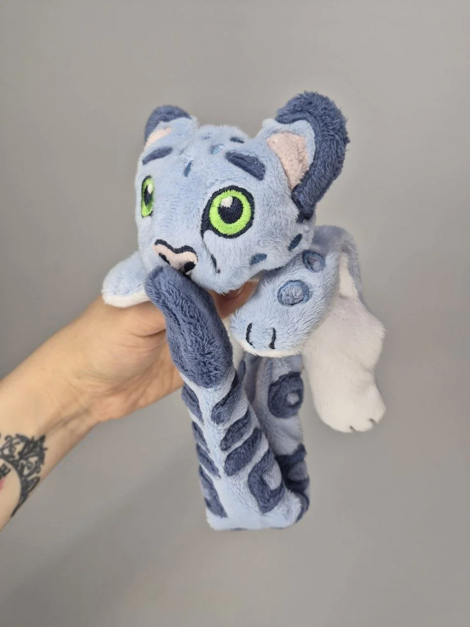 Snow Leopard Kuttari 3.jpg