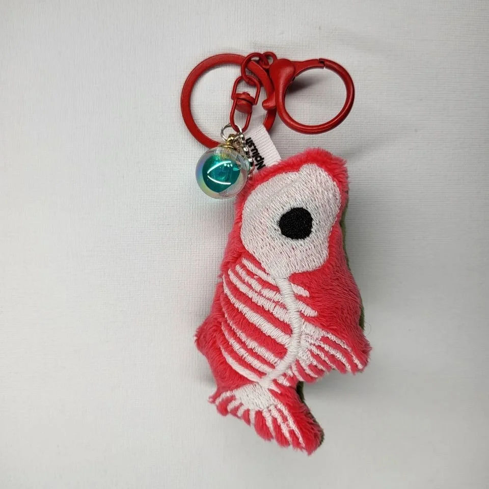 salmon keychain back.jpg