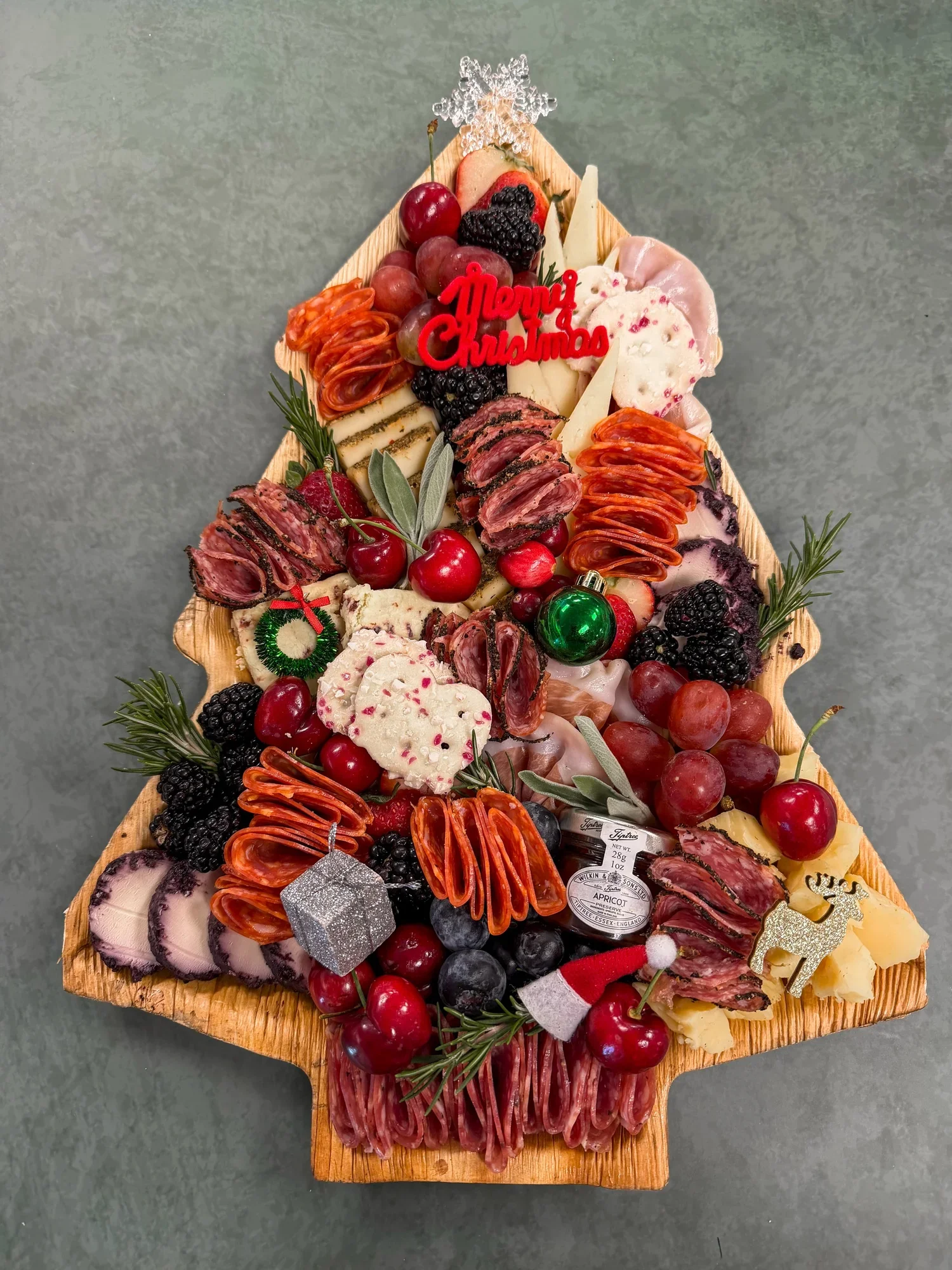 Christmas Tree Graze on Pallm Board.webp