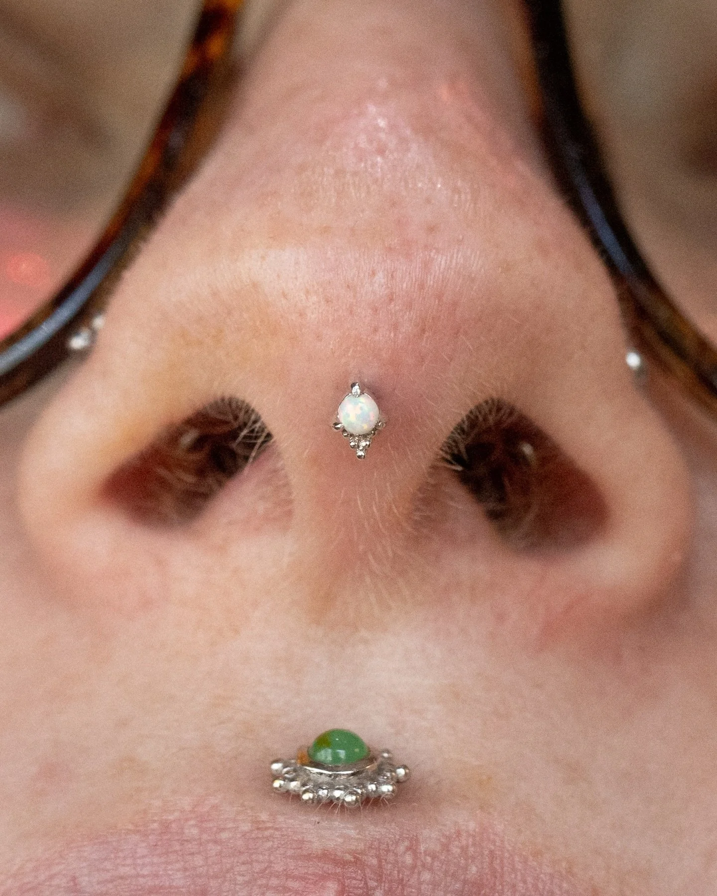 Fresh septril piercing by Clay on this coolio client with a Jolene end from @tawapa. 

#safepiercing #legitbodypiercing #septrilpiercing