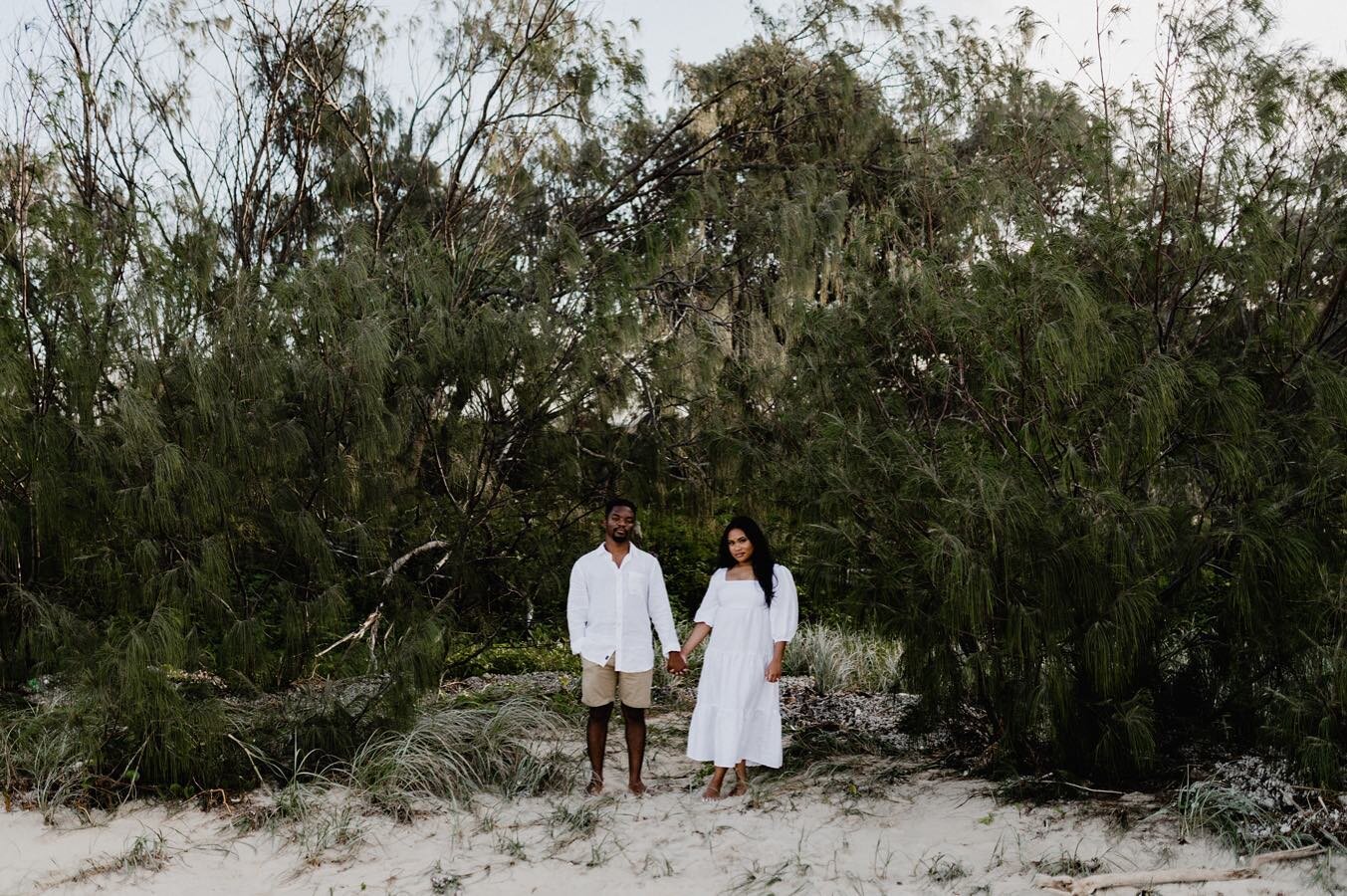 These two are giving me vogue energy and I&rsquo;m OBSESSED 
.
.
.
#goldcoast #goldcoastwedding #goldcoastweddingphotographer