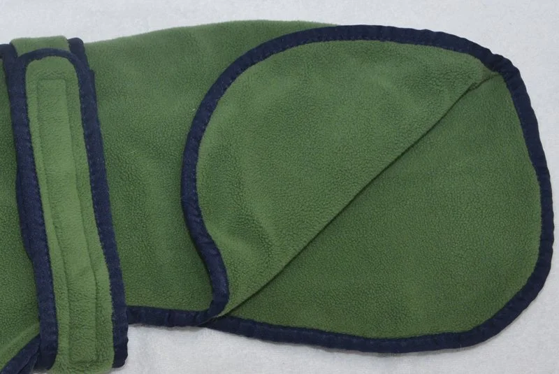 9007_green_cosy_fleece_jumper.jpg
