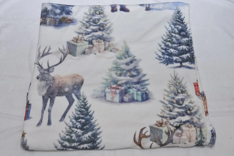 9013 - Preloved Fleece Blanket (168 cms x 221 cms)