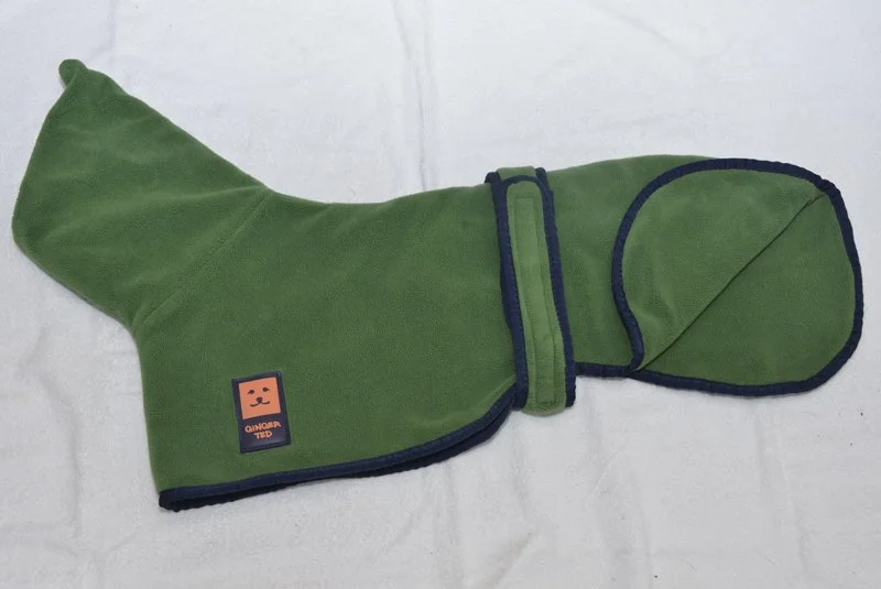 9007_green_whippet_lurcher_greyhound_jumper.jpg