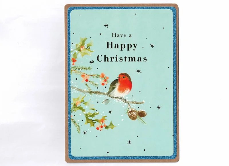 robins_in_holly_tree_800.jpg