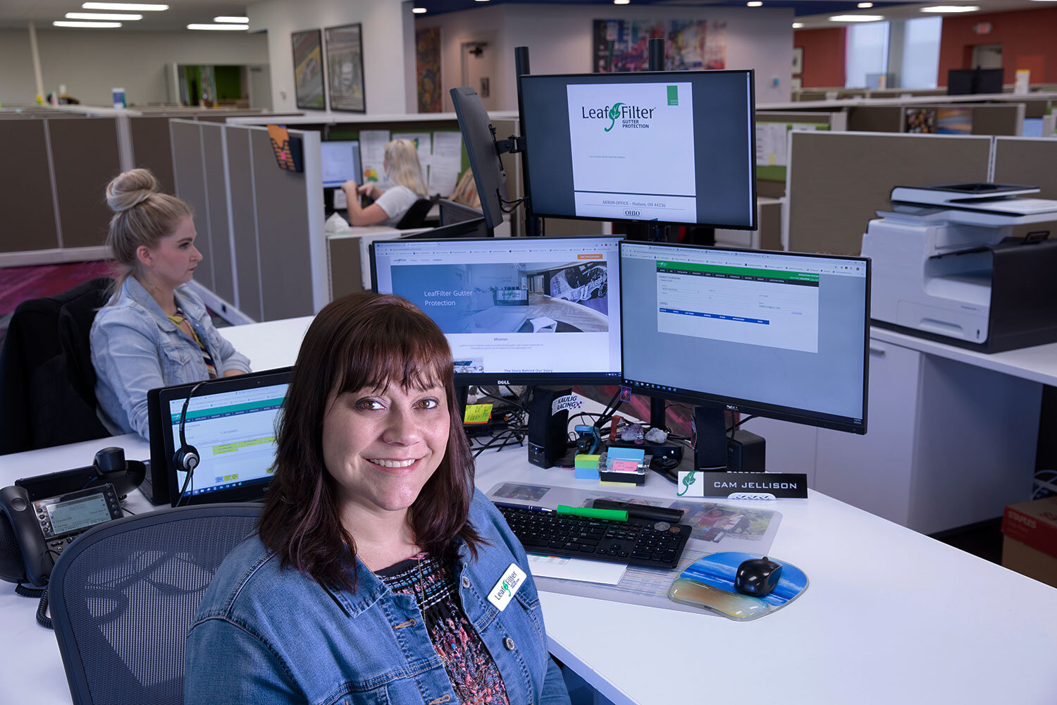 leaf-filter-customer-service-agents.jpg