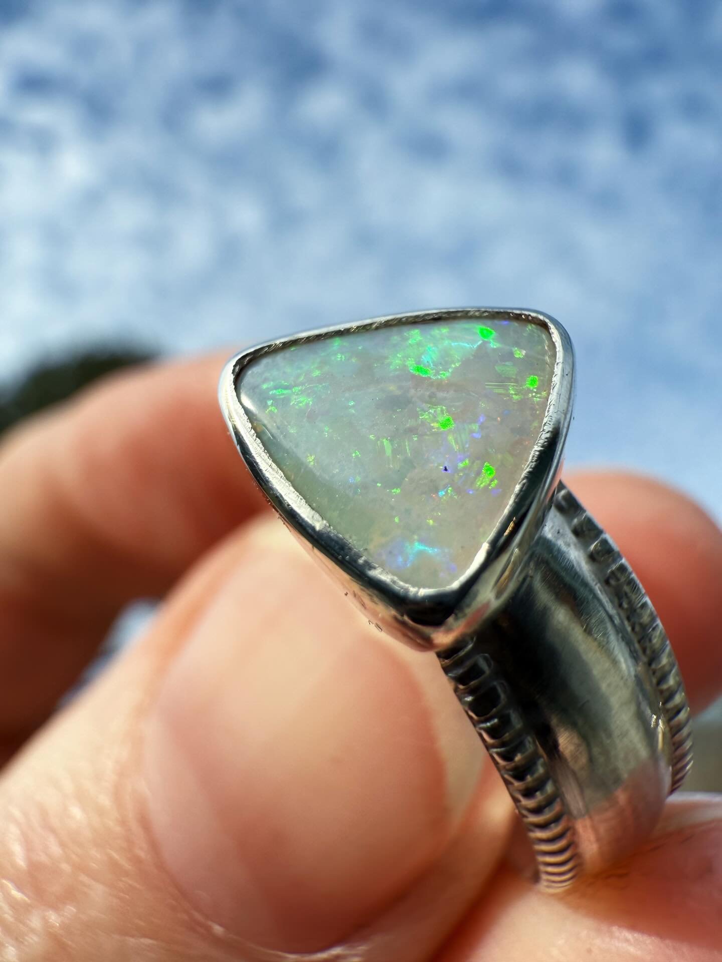 last minute holiday gifts ⛄️🎄✨ 

Use code: HOLIDAY15 

#australianopal #silversmith #metalsmithing #christmassale #holidaygifts #handmadejewelry #sterlingsilver