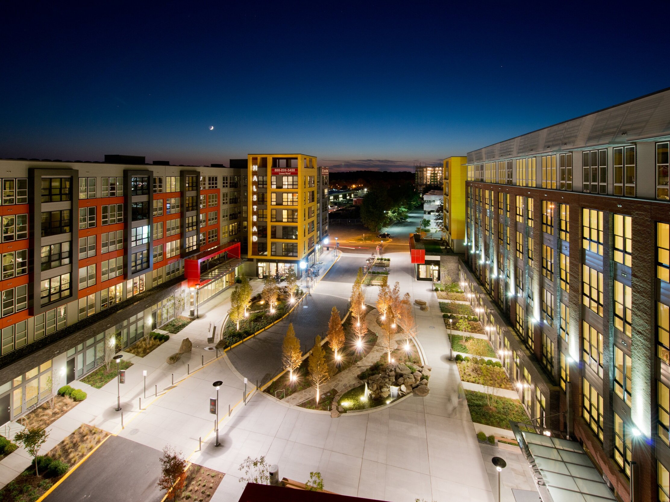  A bird’s eye view of the central plaza space. 