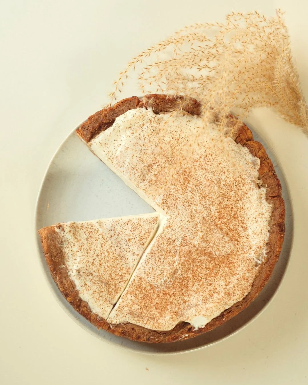 Notre flan du mois c&eacute;l&egrave;bre l&rsquo;automne et les &eacute;pices&hellip; 
D&eacute;couvrez notre flan cha&iuml; : aux notes &eacute;pic&eacute;es et terriblement r&eacute;confortant 
&Agrave; savourer avec un bon caf&eacute; ou l'une de 