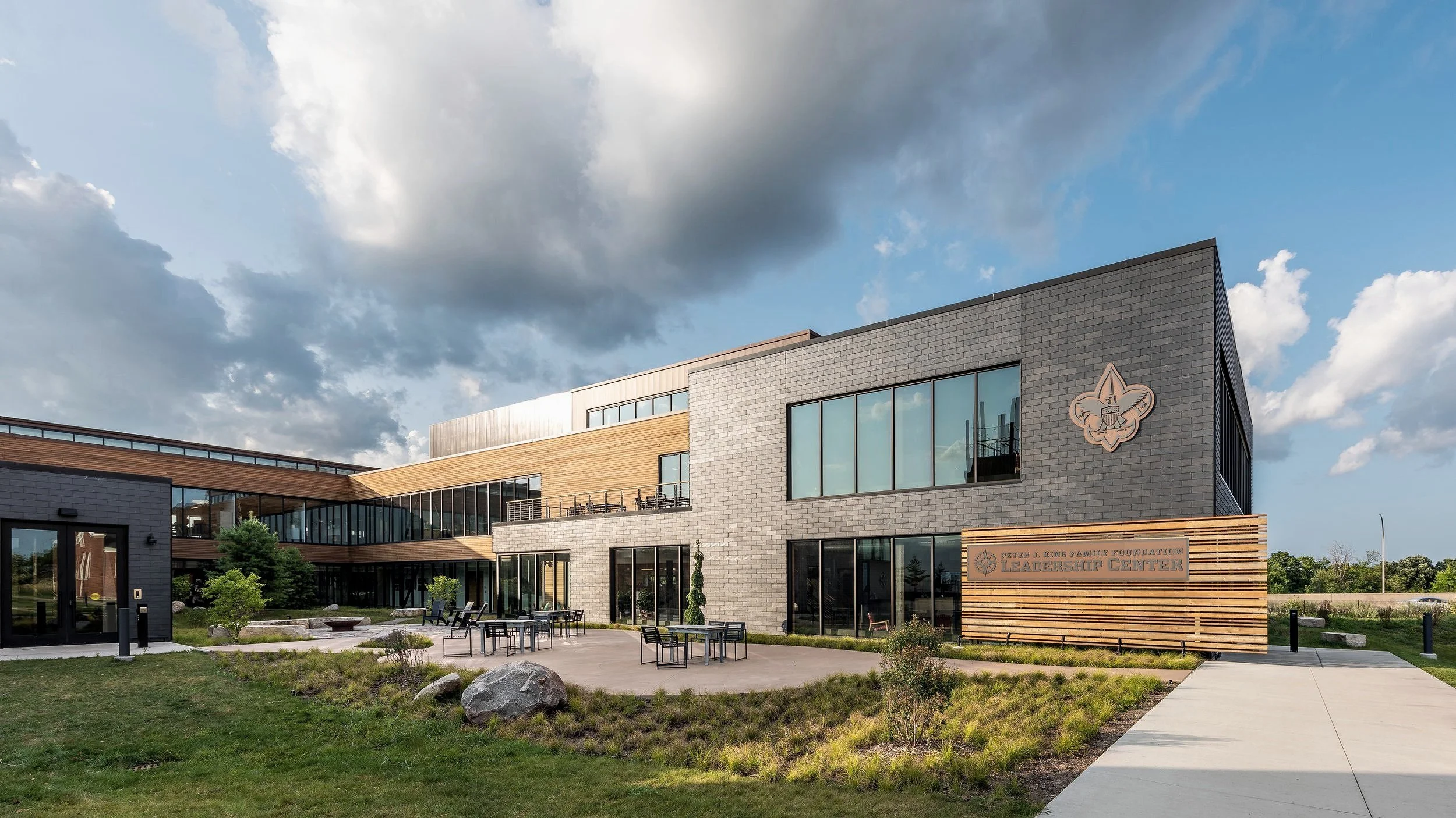 Leadership-Center-2019-Large-08_projectpage.jpg