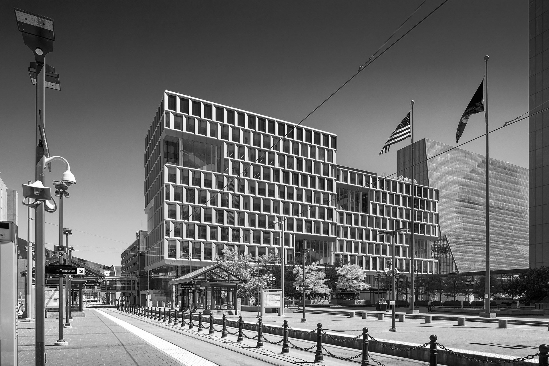 Sieger-MPSB exterior-NW w LRT.jpg