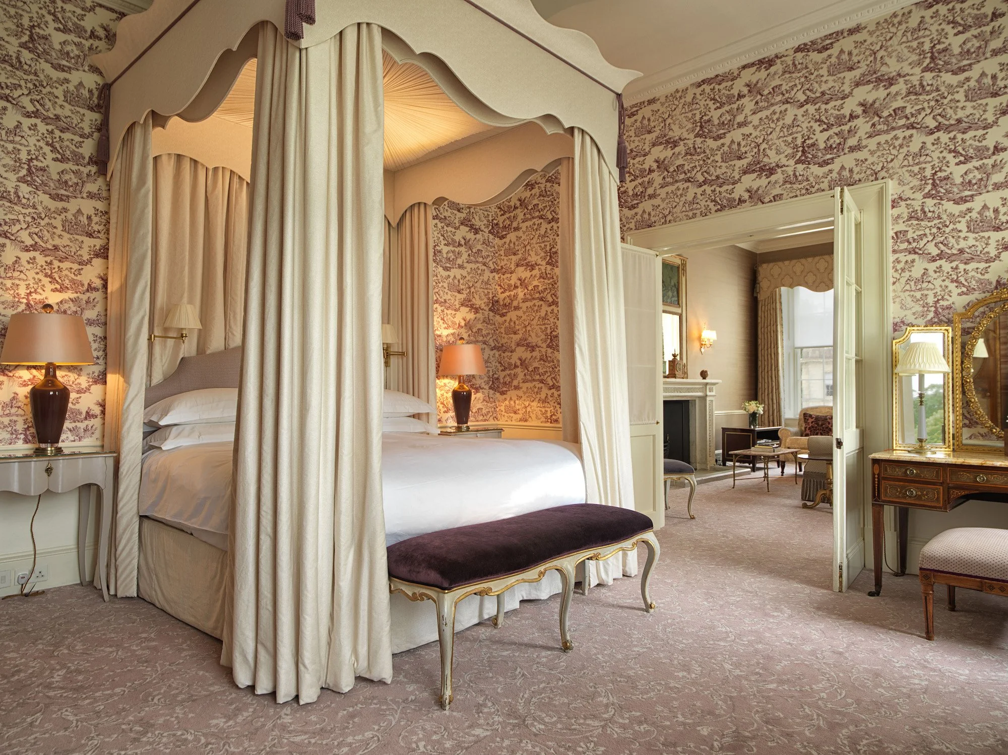 Curated visual reference: Curated Boutique Hotel Management Gallery View 32