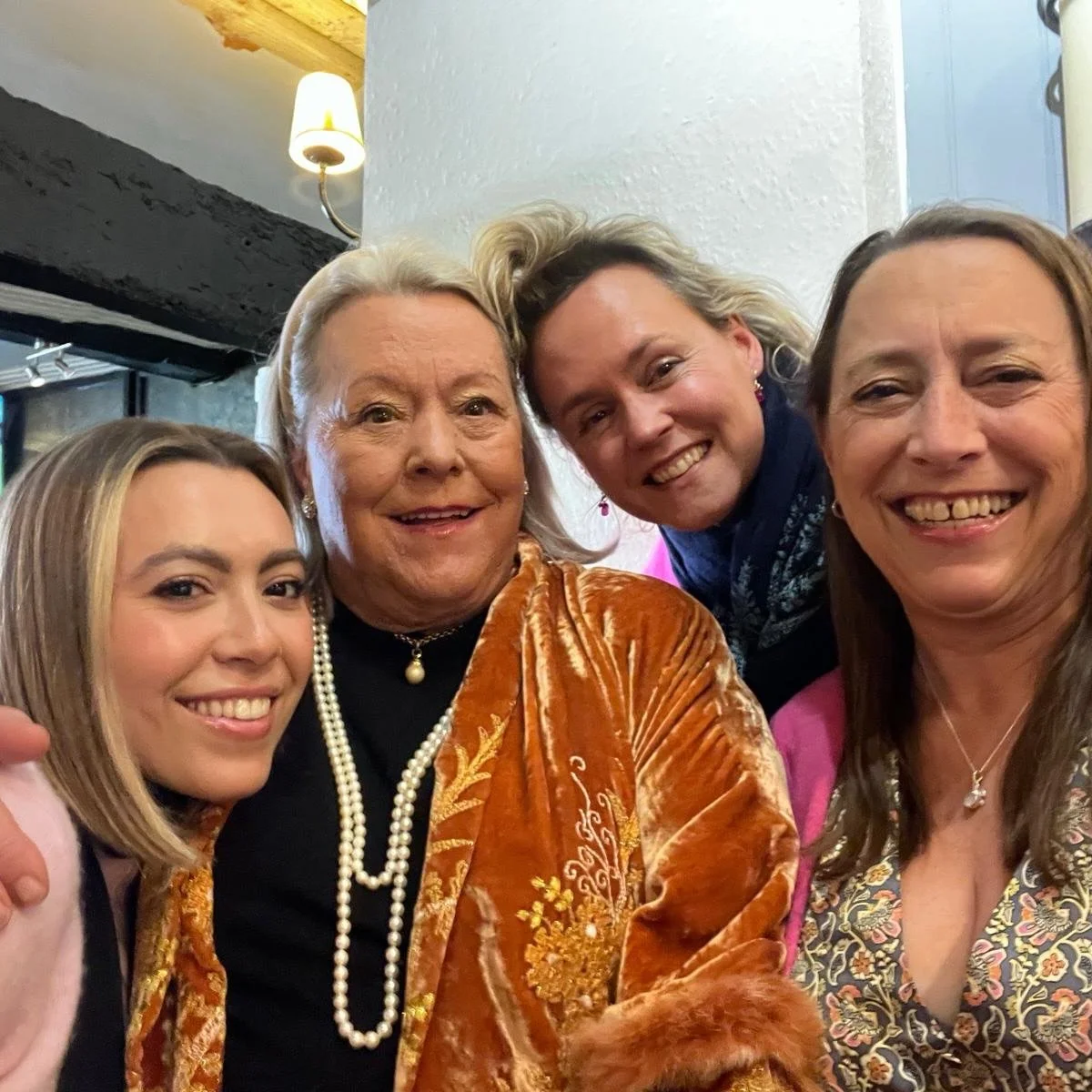 Today feels like a real milestone. I received my Australian Citizenship by descent - I can&rsquo;t quite believe it! 🫣⭐️

My brilliant mother @sarahlovesitalia was born in Melbourne, even though she left when she was tiny. Australia has always been 