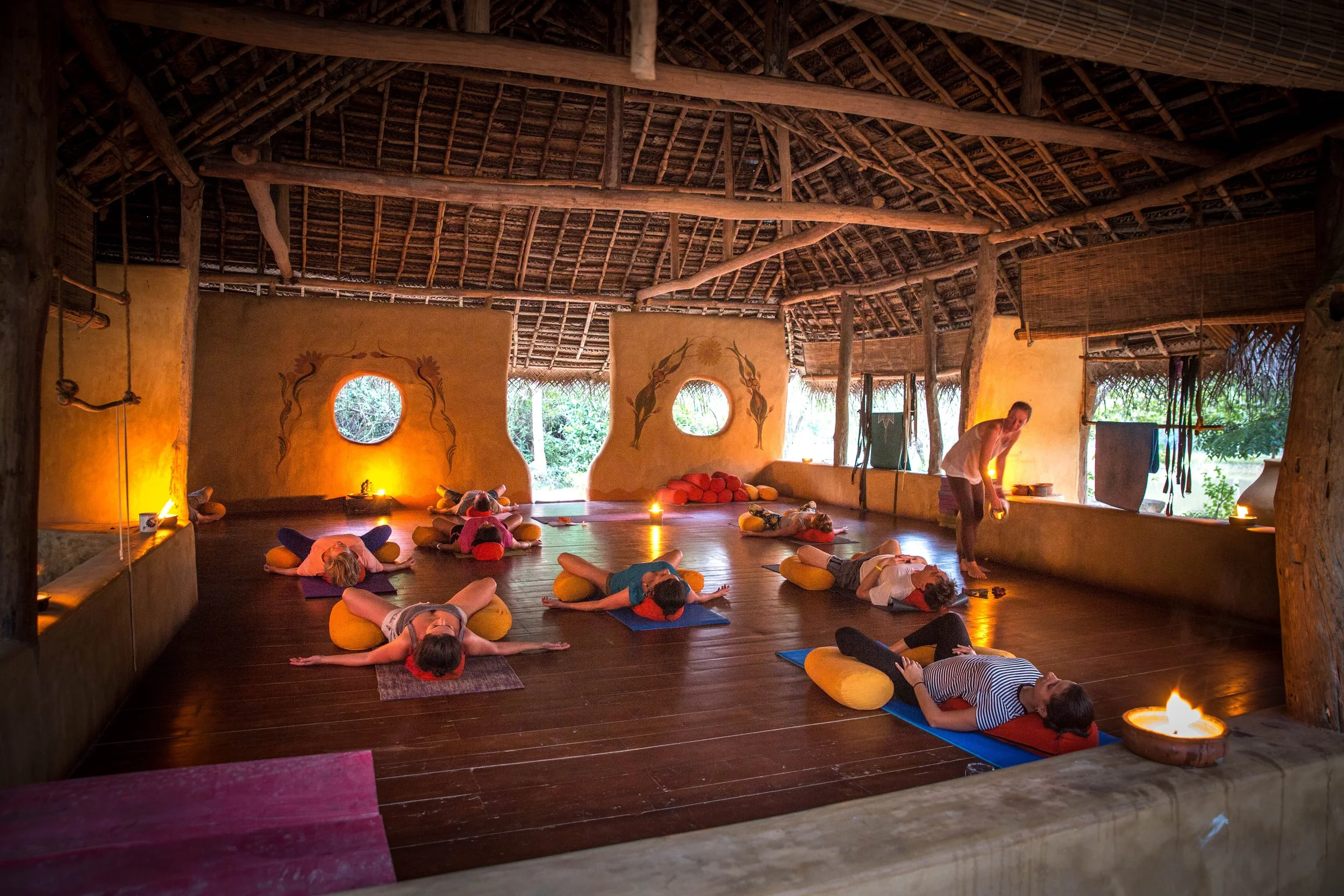 Ulpotha yoga sala evening class.jpg