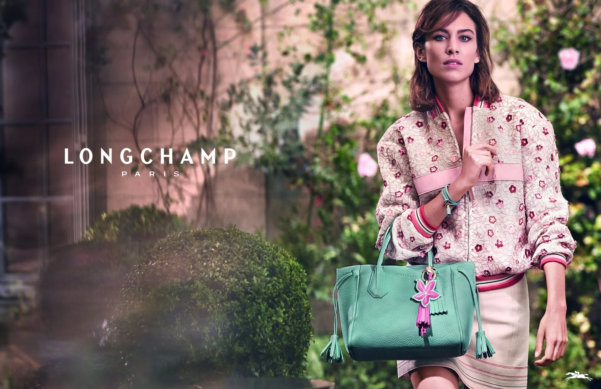 Behind--Scenes-Pics-Alexa-Chung-Longchamp-SS17-Campaign.jpg